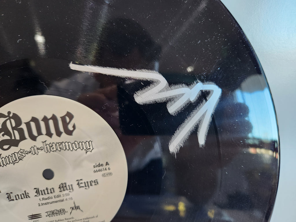 Bone Thugs-N-Harmony Look Into My Eyes Vinyl Record Signed Autograph Group LP