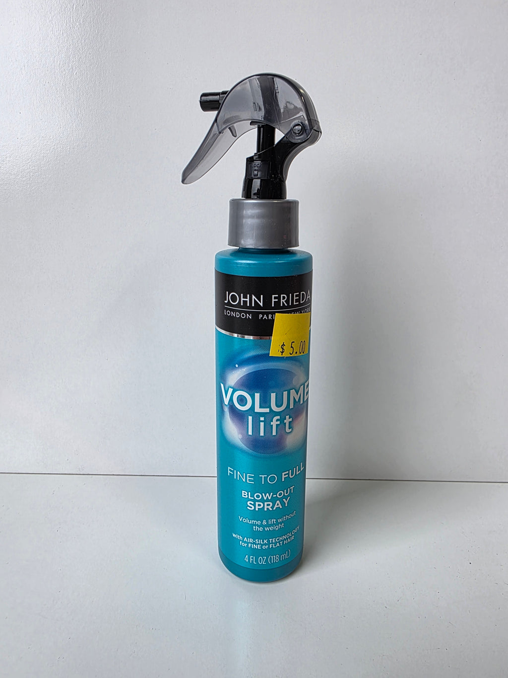 John Frieda Volume Lift Fine to Full Blow-Out Spray 4oz Lightweight Hair Volumizer