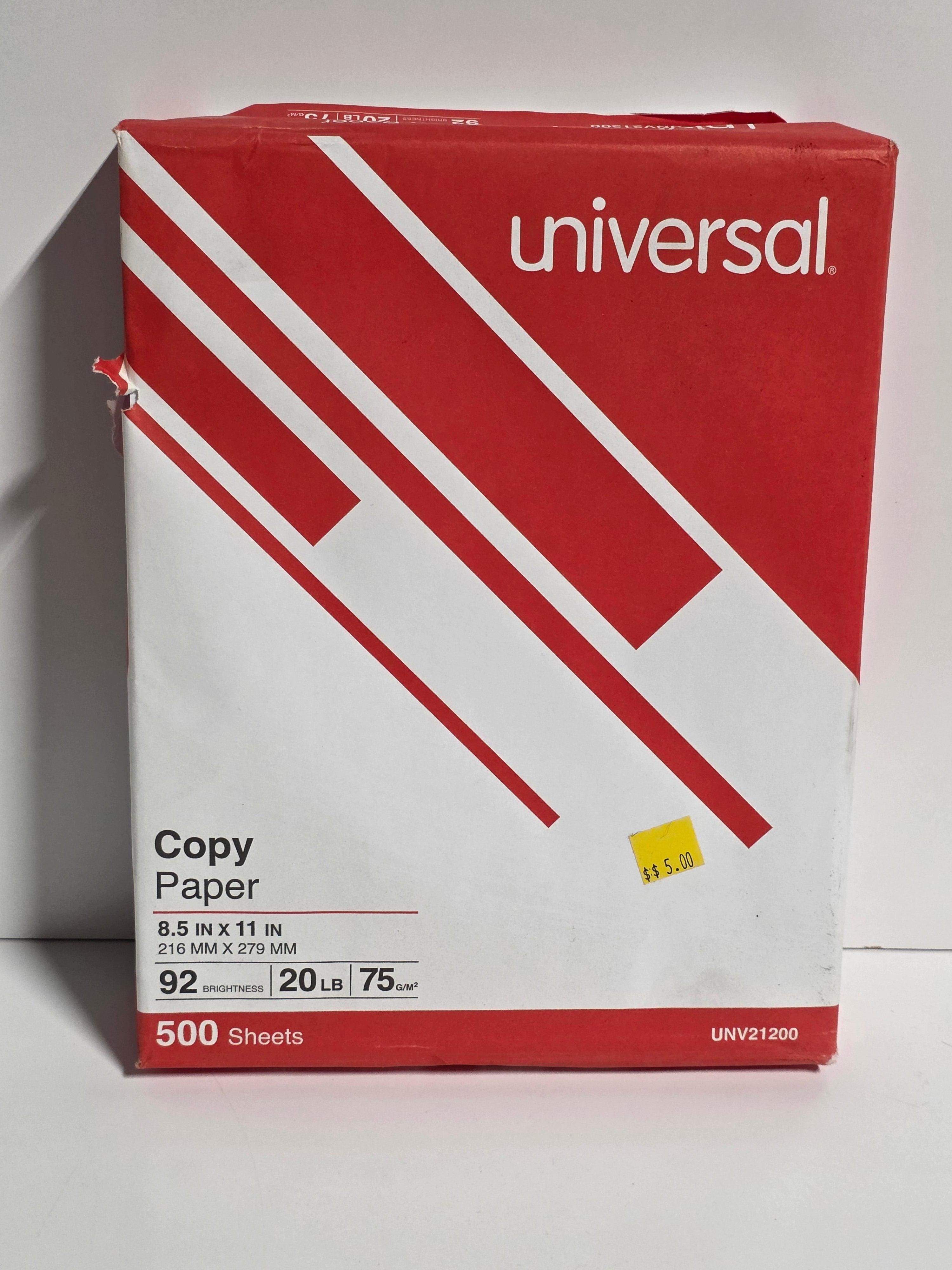 Universal Copy Paper 8.5x11 20 lb 92 Brightness 500 Sheets Letter Size UNV21200