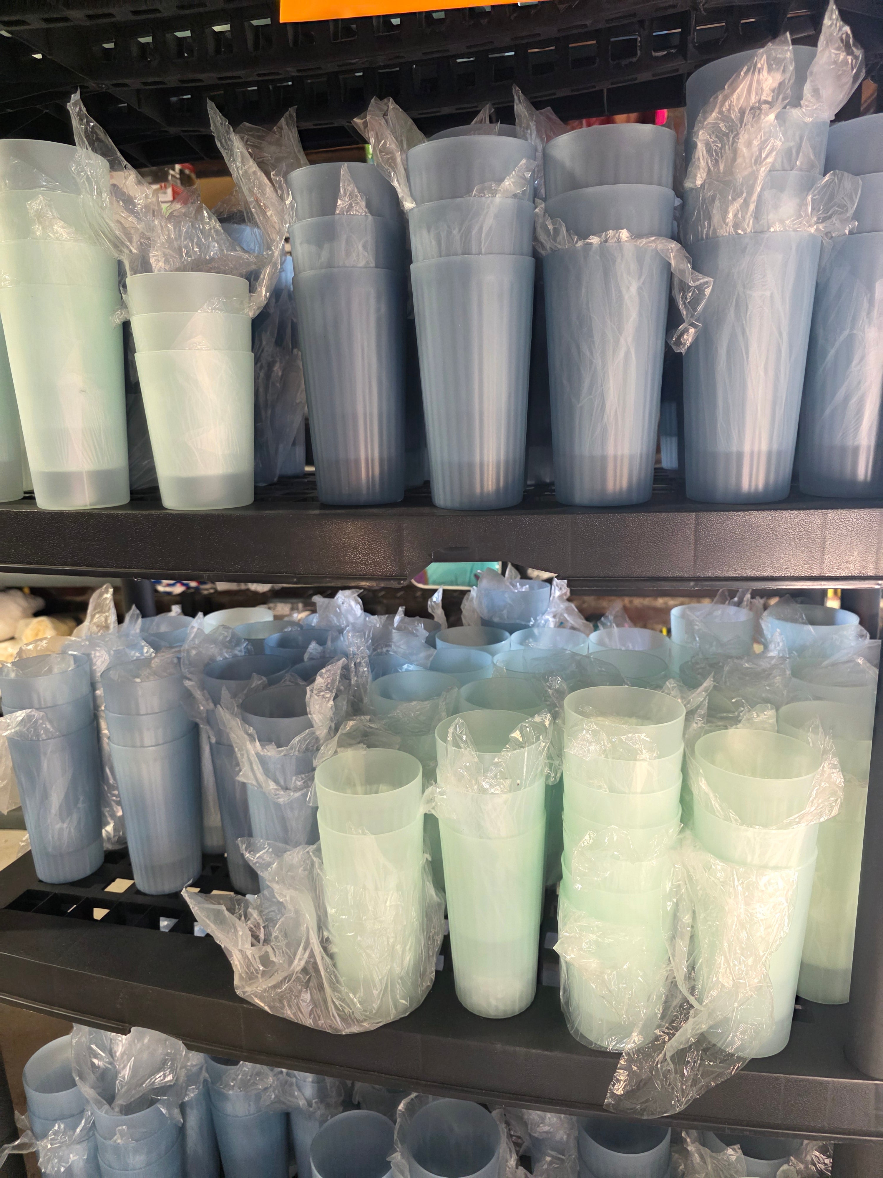 Light Blue And Mint Green Reusable Drink Cups Plastic Cup
