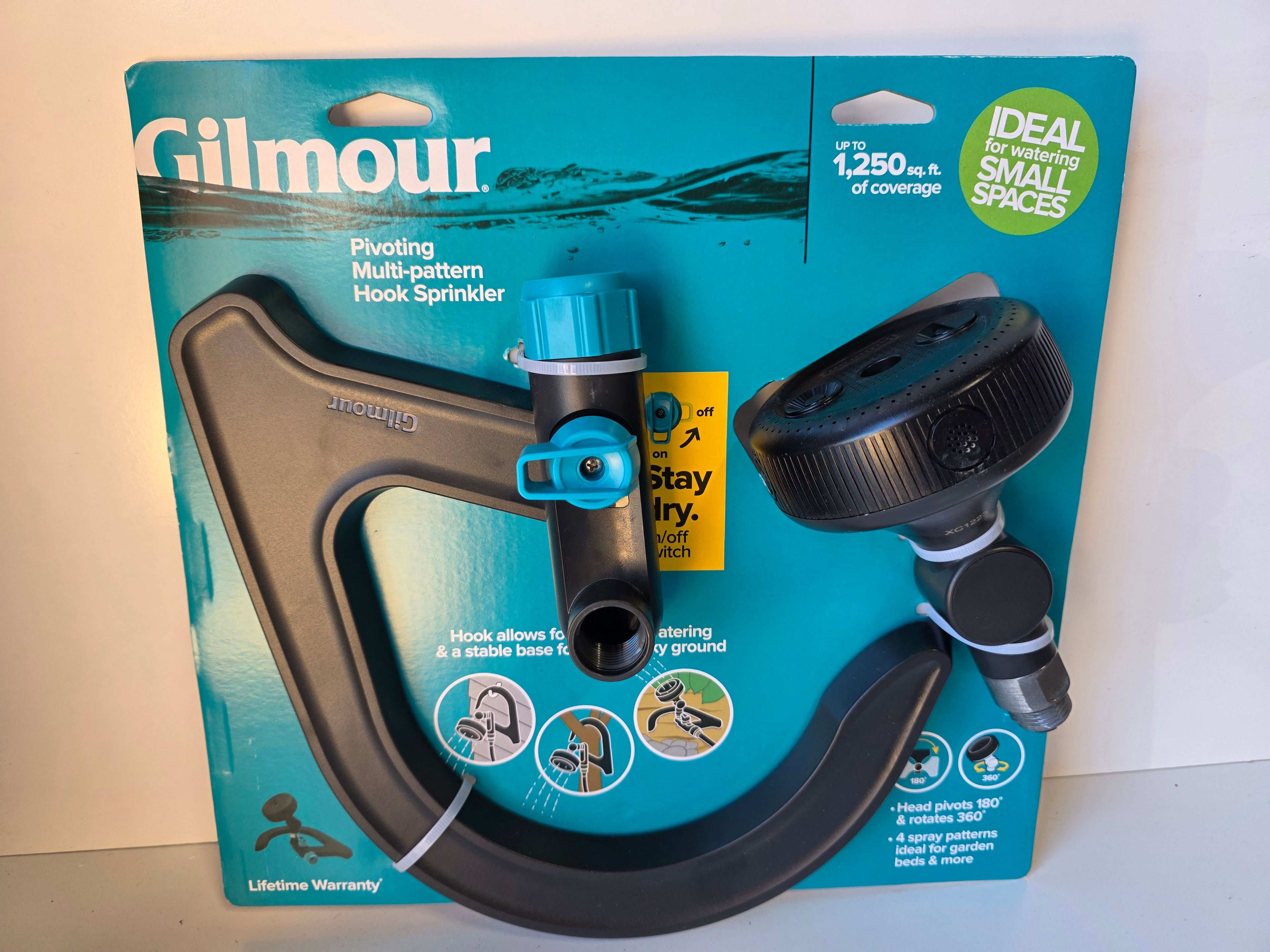 Gilmour Pivoting Multi Pattern Hook Sprinkler Adjustable Lawn Garden Water Tool