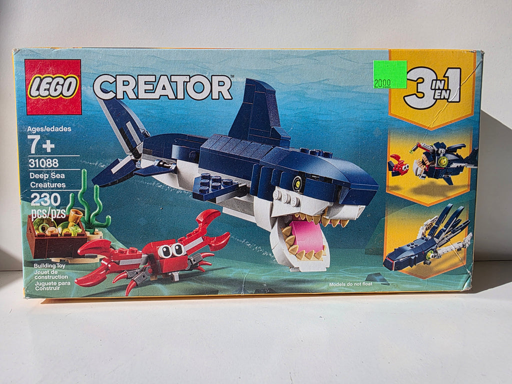 LEGO Creator 3-in-1: Deep Sea Creatures (Set 31088) – 230 Pieces – Build a Shark, Angler Fish, or Squid!