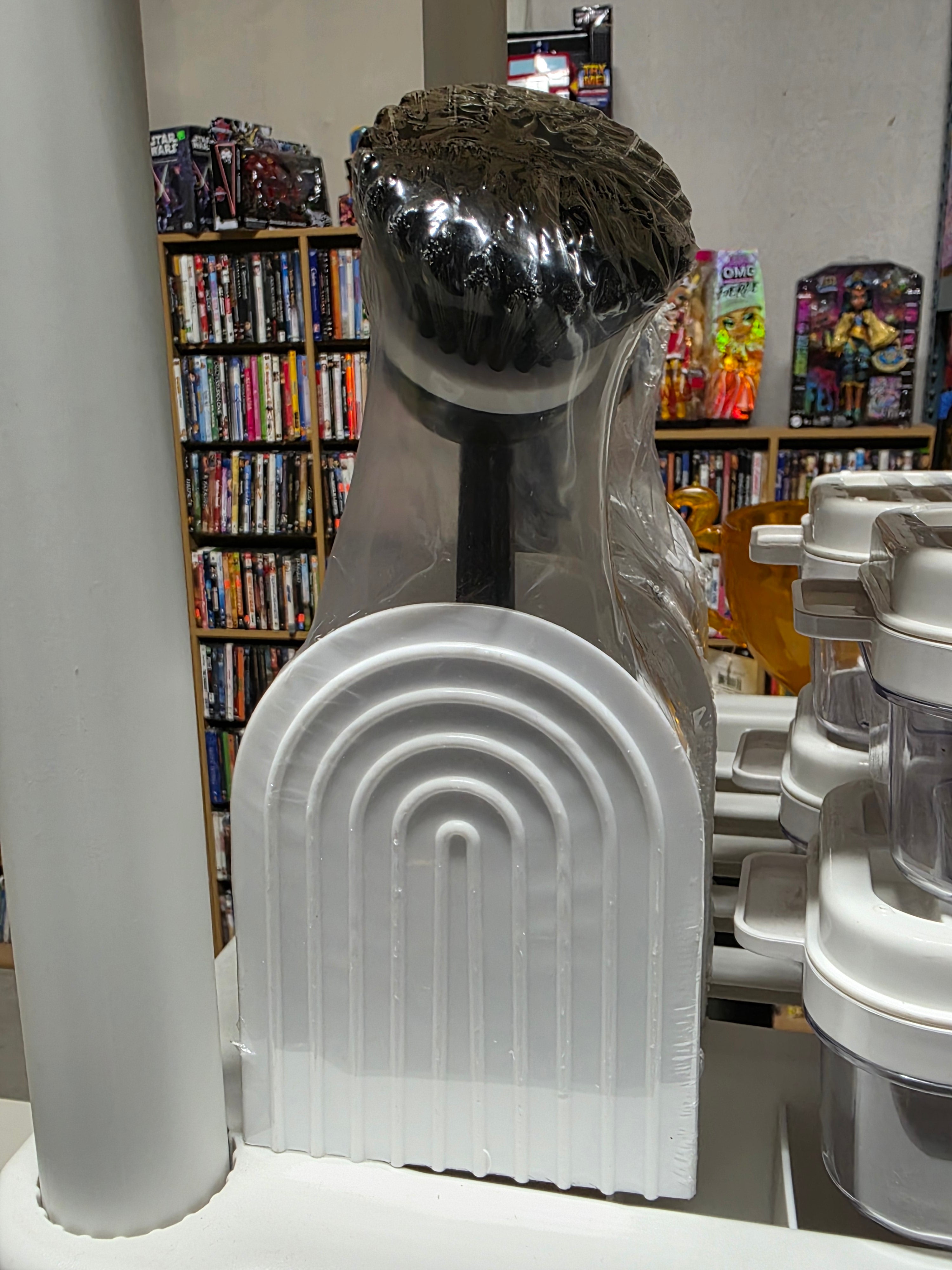 Made For Retail Cleaning Brush Set Tall 2 Count White Utility Household Cleaning Tools