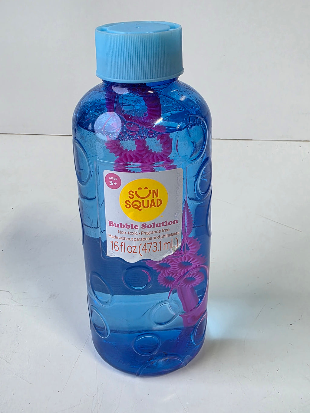Sun Squad Bubble Solution 16 fl oz Blue Bottle Non-Toxic Outdoor Bubble Play
