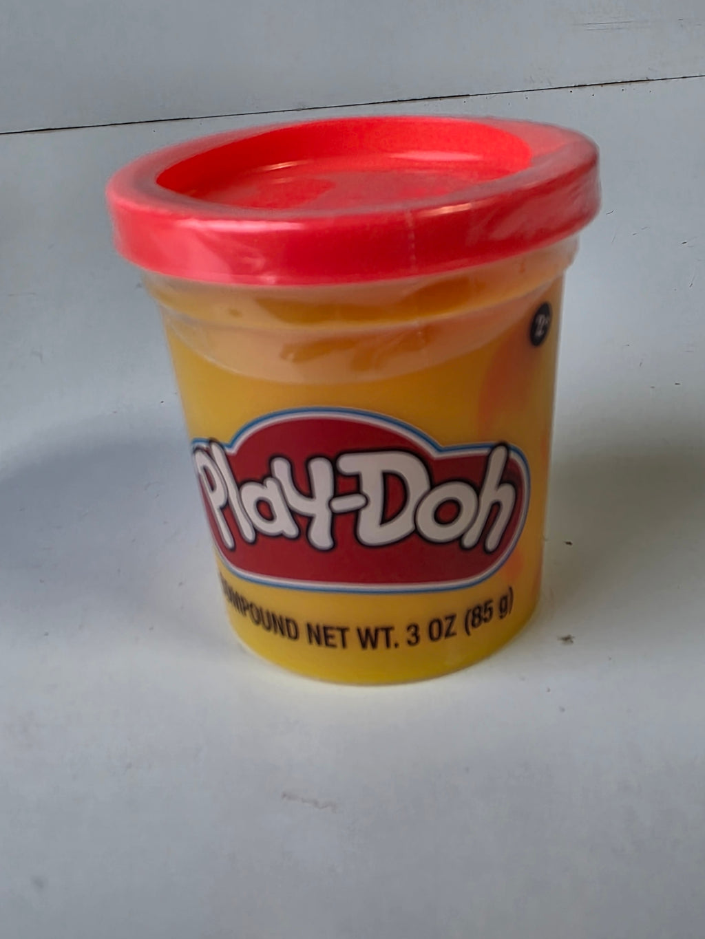 Hasbro Play-Doh Modeling Compound Yellow 3 oz Creativity Craft Dough for Kids