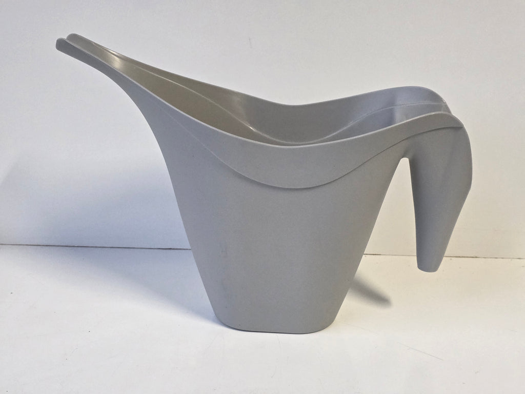 Room Essentials Gray Plastic Half-Gallon Watering Can Modern Indoor Outdoor Garden Tool