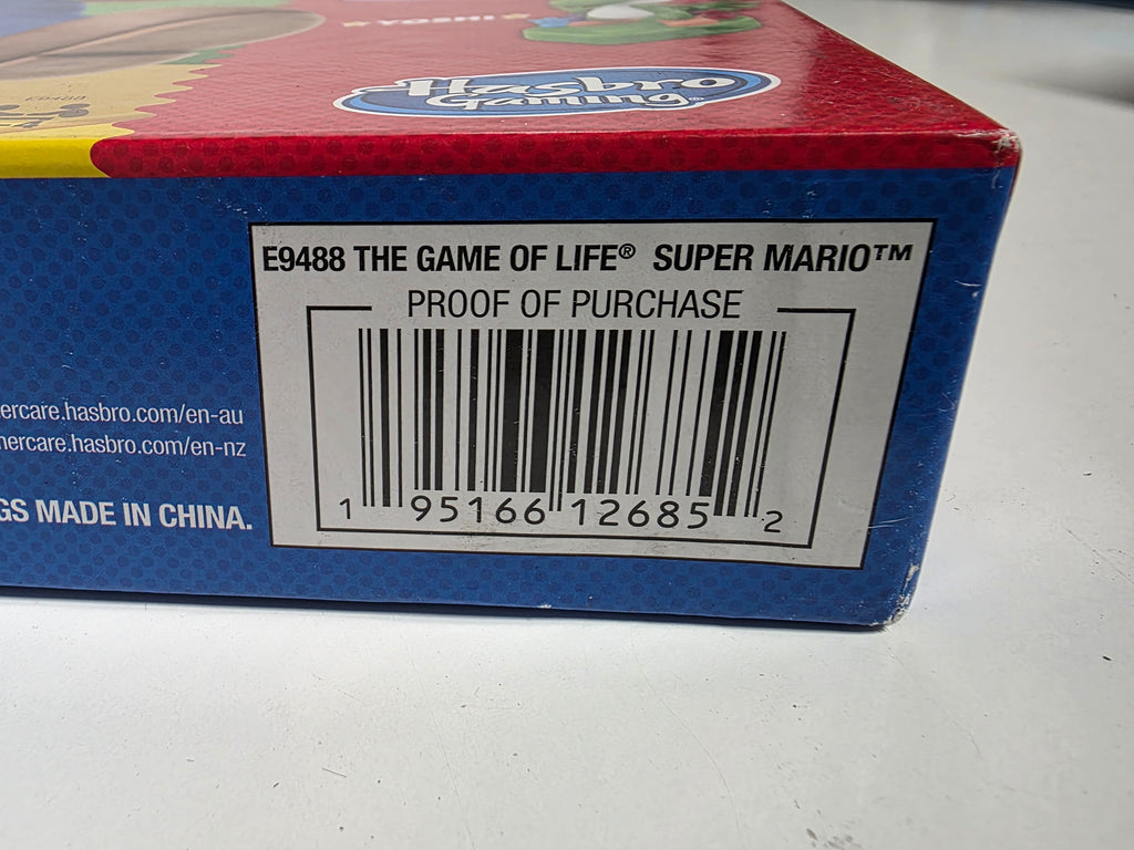Hasbro Super Mario Game of Life Board Game Collectible Nintendo Edition New in Box