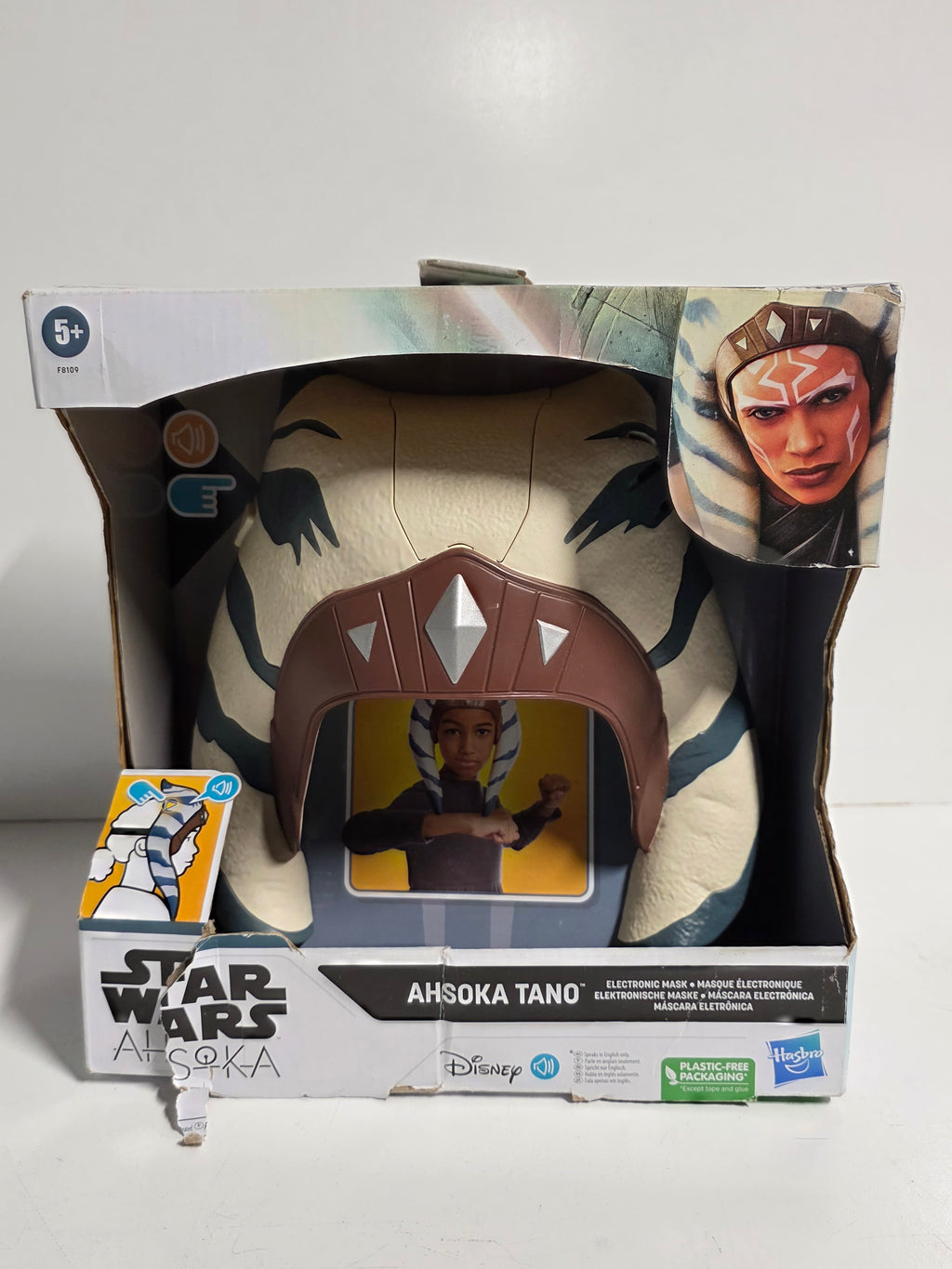 Star Wars Ahsoka Tano Electronic Mask by Hasbro Kids Roleplay Collectible