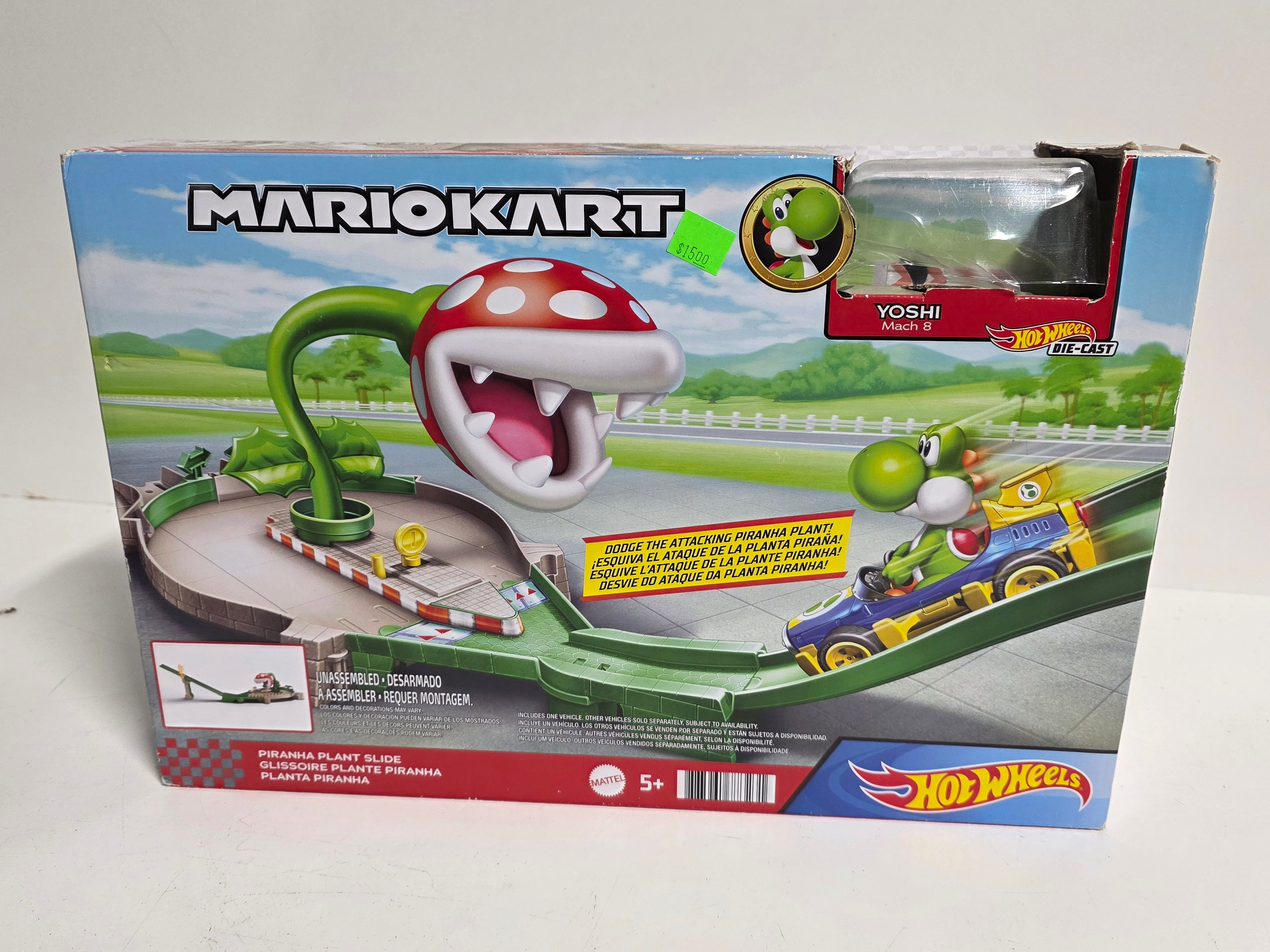 Hot Wheels Mario Kart Piranha Plant Slide Track Set Yoshi Mach 8 Diecast Collectible Toy