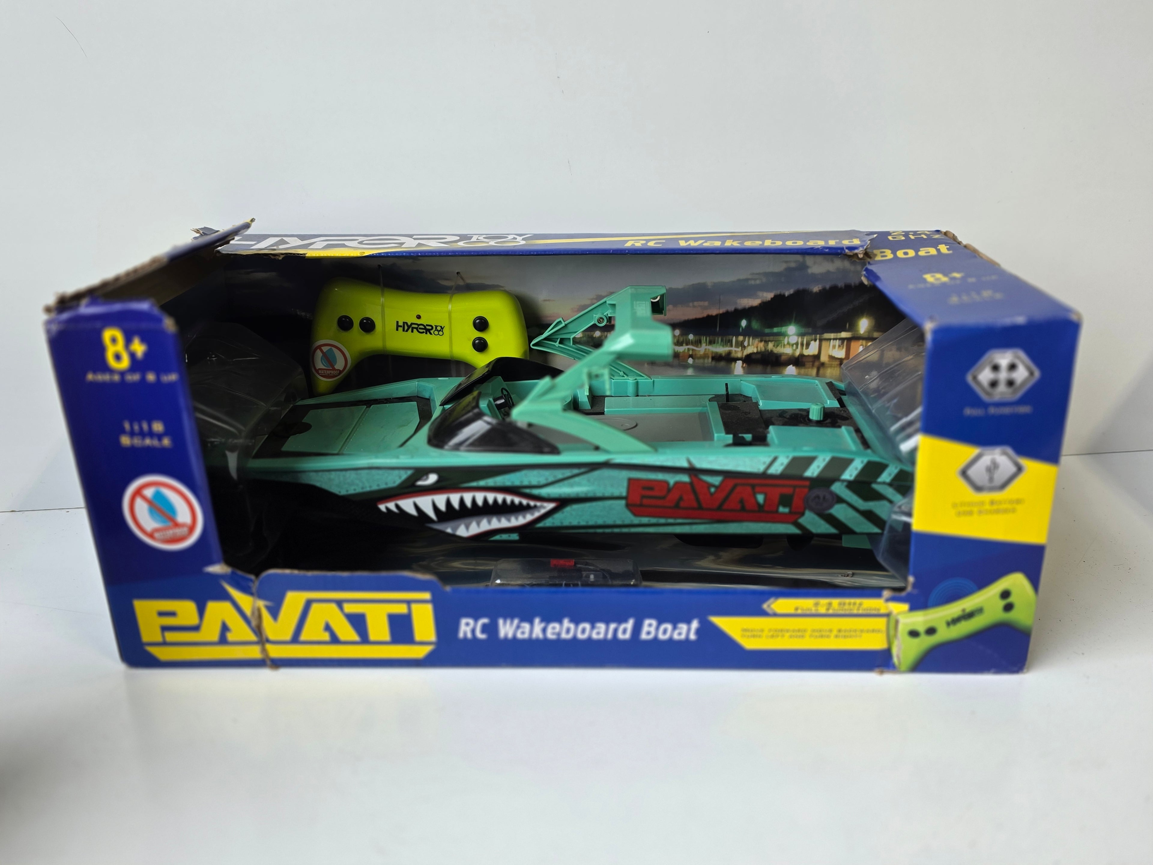 Pavati RC Wakeboard Boat Remote Control Toy 1:18 Scale Collector Display New