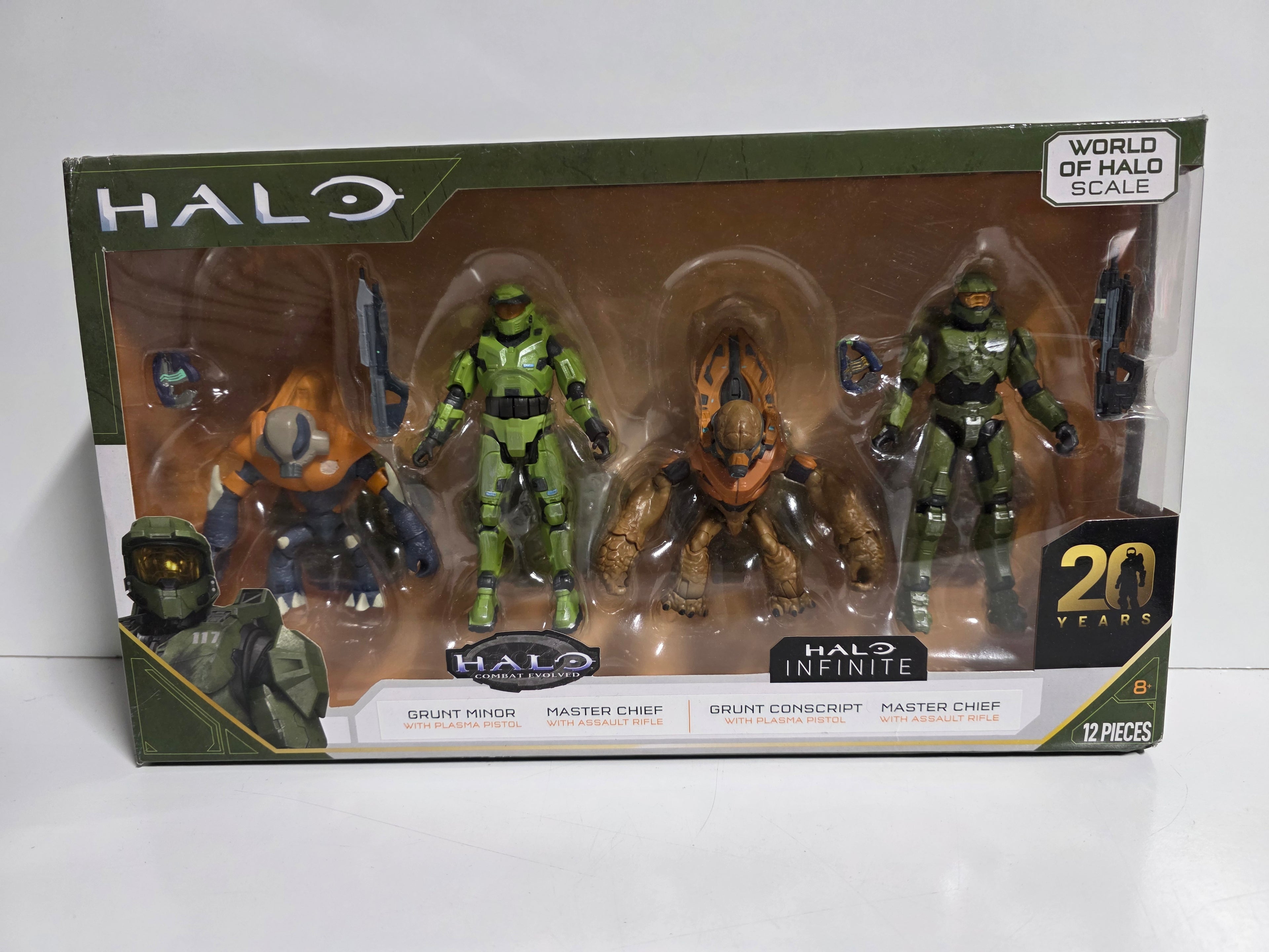 Halo World of Halo 20th Anniversary Master Chief Grunt Figure Set Collectible