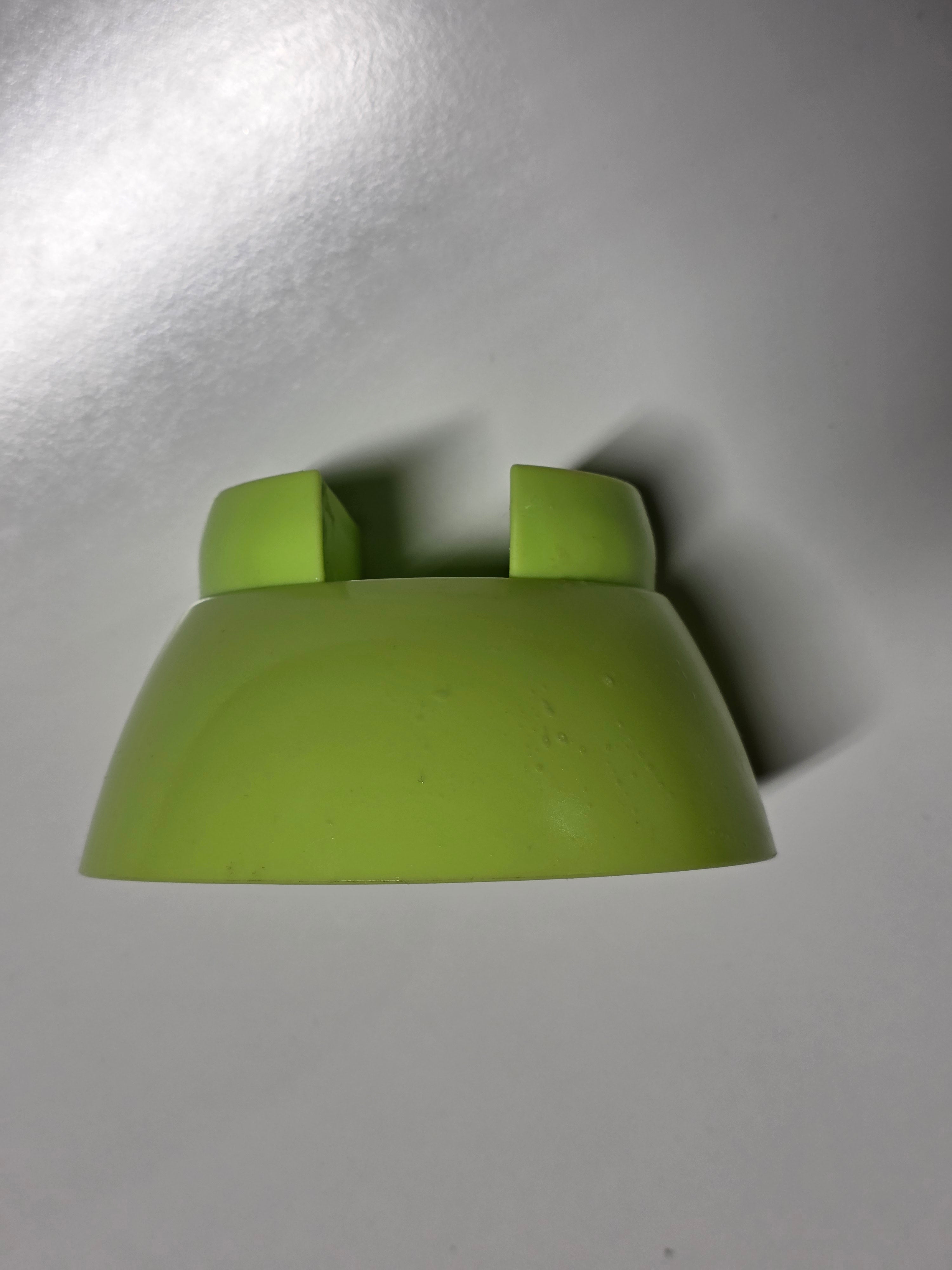 Green Water Bottle Snack Bowl Clip-On Cup Holder Attachment Portable Accessory