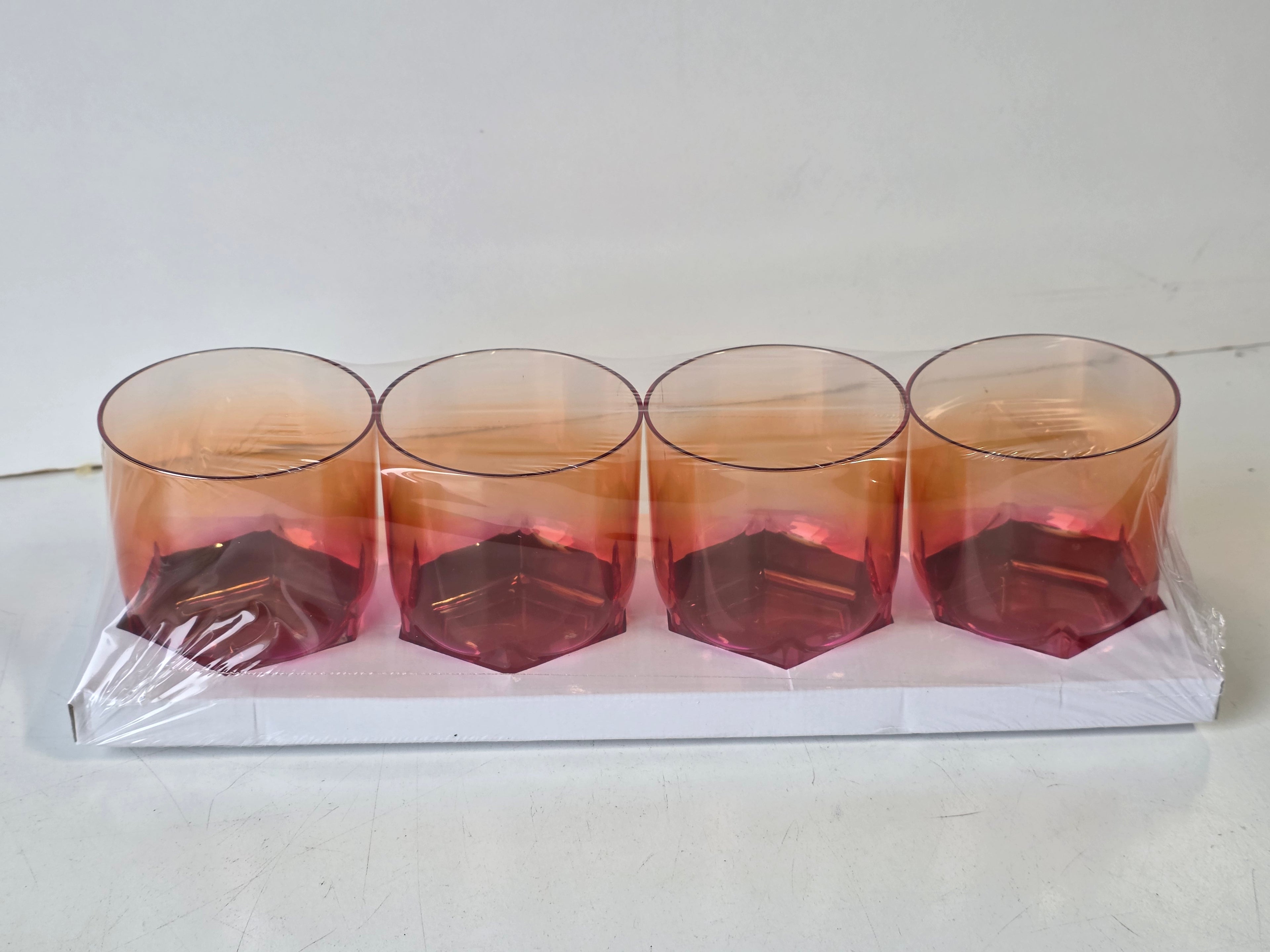 Orange Ankyo Plastic Cup Set Orange Pink Gradient 4 Count Cold Beverage Drinkware 10oz