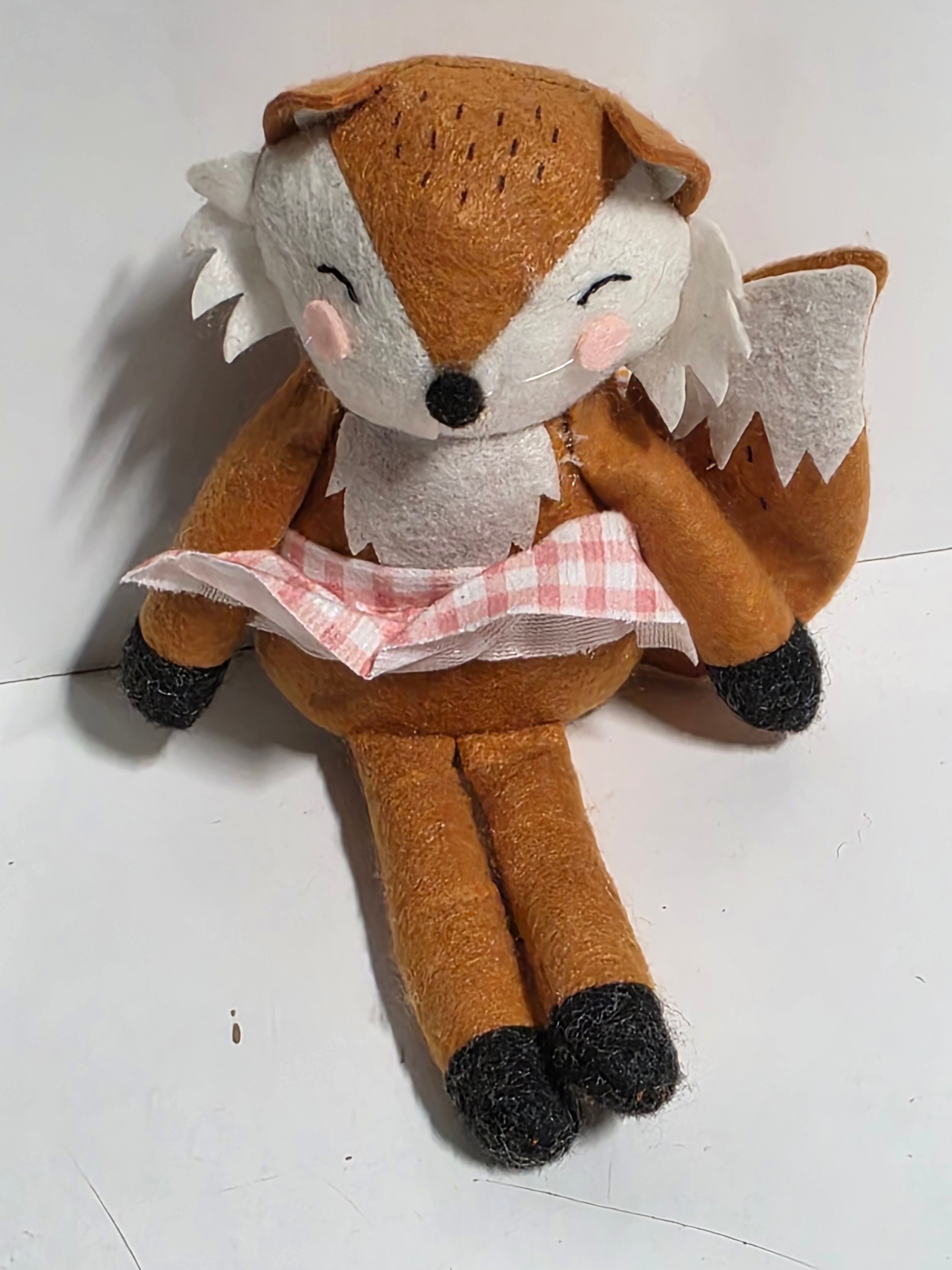 Felt Fox Plush Figurine Woodland Animal Decorative Indoor Display with Pink Gingham Skirt