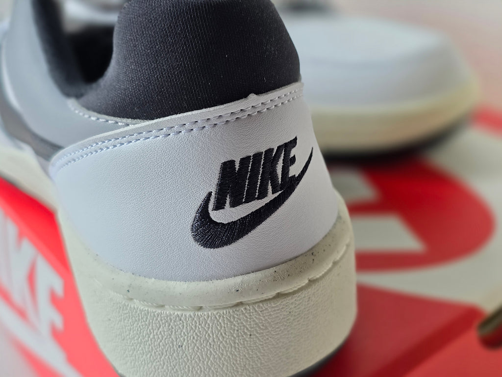 Nike Full Force Lo White Black Pewter Sail Men’s Size 9.5 Retro Basketball Sneakers