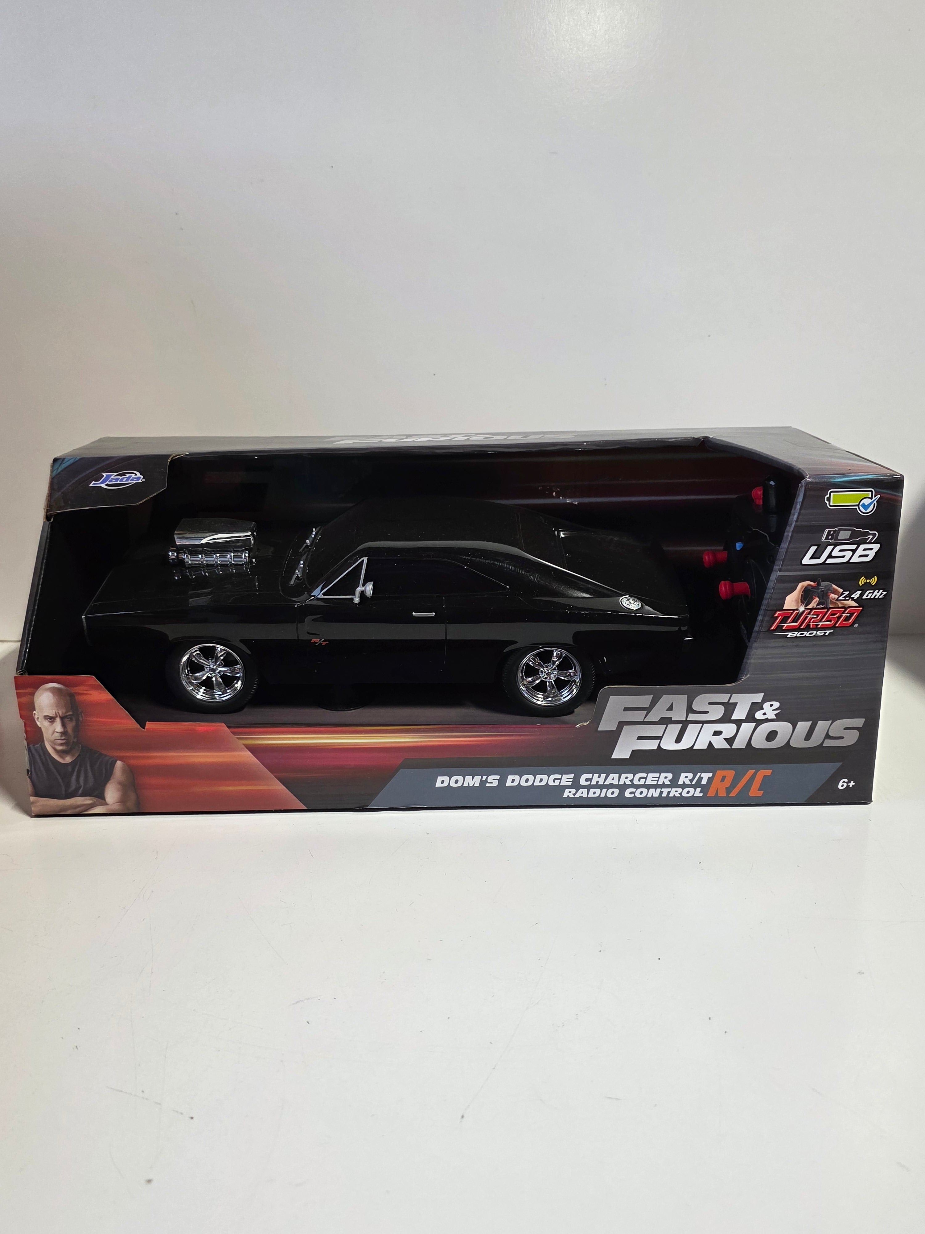 Fast & Furious Dom’s Dodge Charger R/T Black RC Car USB Rechargeable 2.4GHz Model