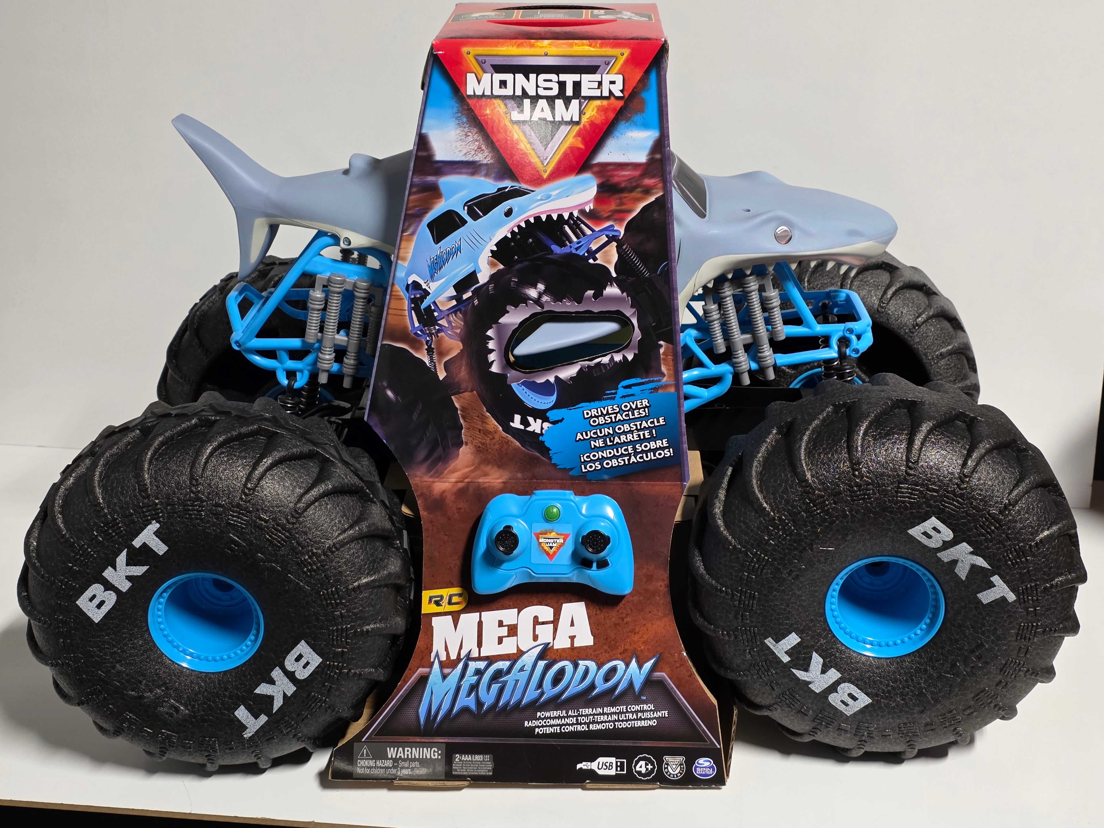 Monster Jam RC Mega Megalodon Remote-Control Monster Truck All-Terrain BKT Tires Toy