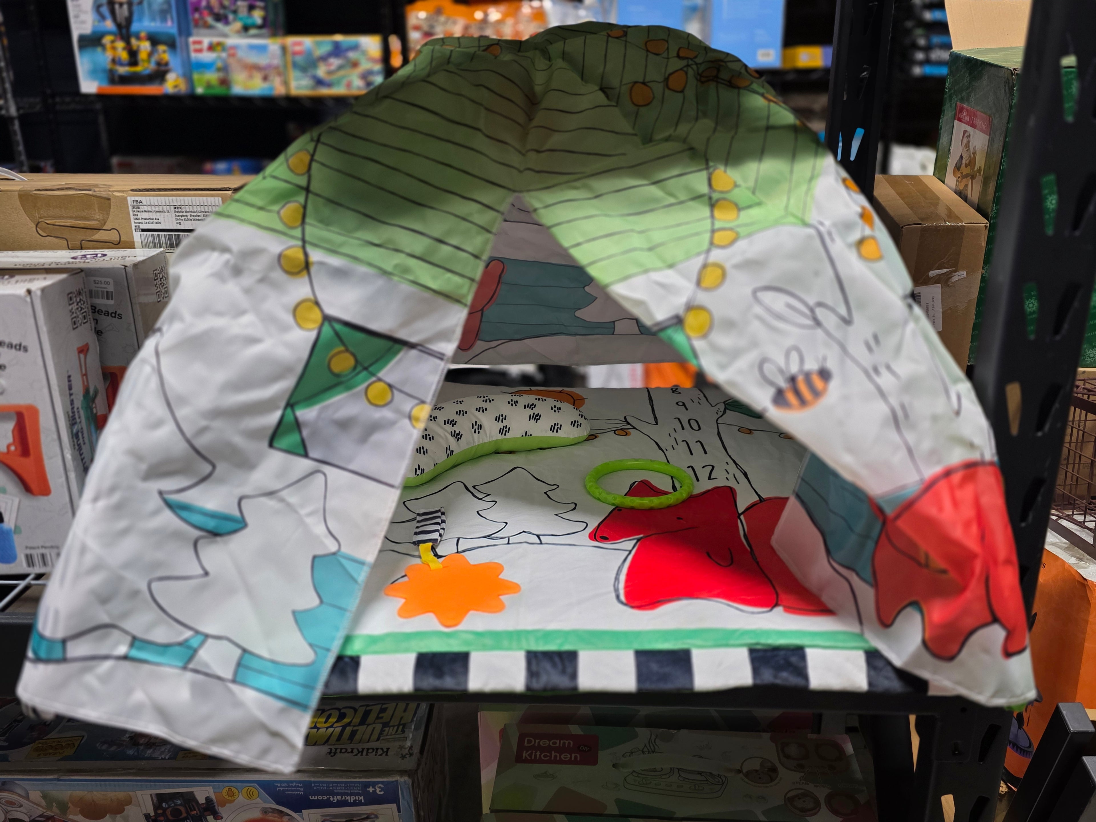 Kids Pop-Up Foldable Play Tent Forest Animal Theme Indoor Activity Hideaway Hut