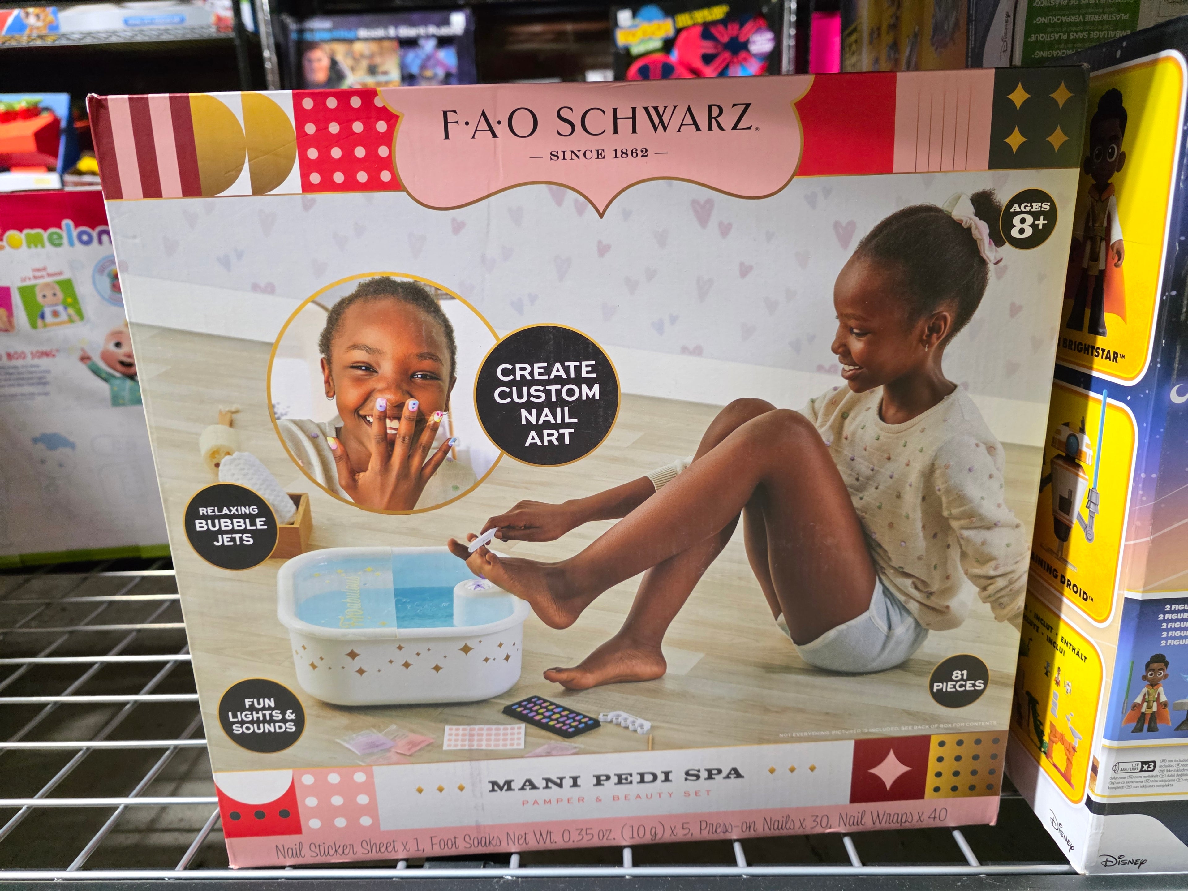 FAO Schwarz Kids Mani Pedi Spa Set with Bubble Jets Lights Sounds 81 Piece Nail Art Kit
