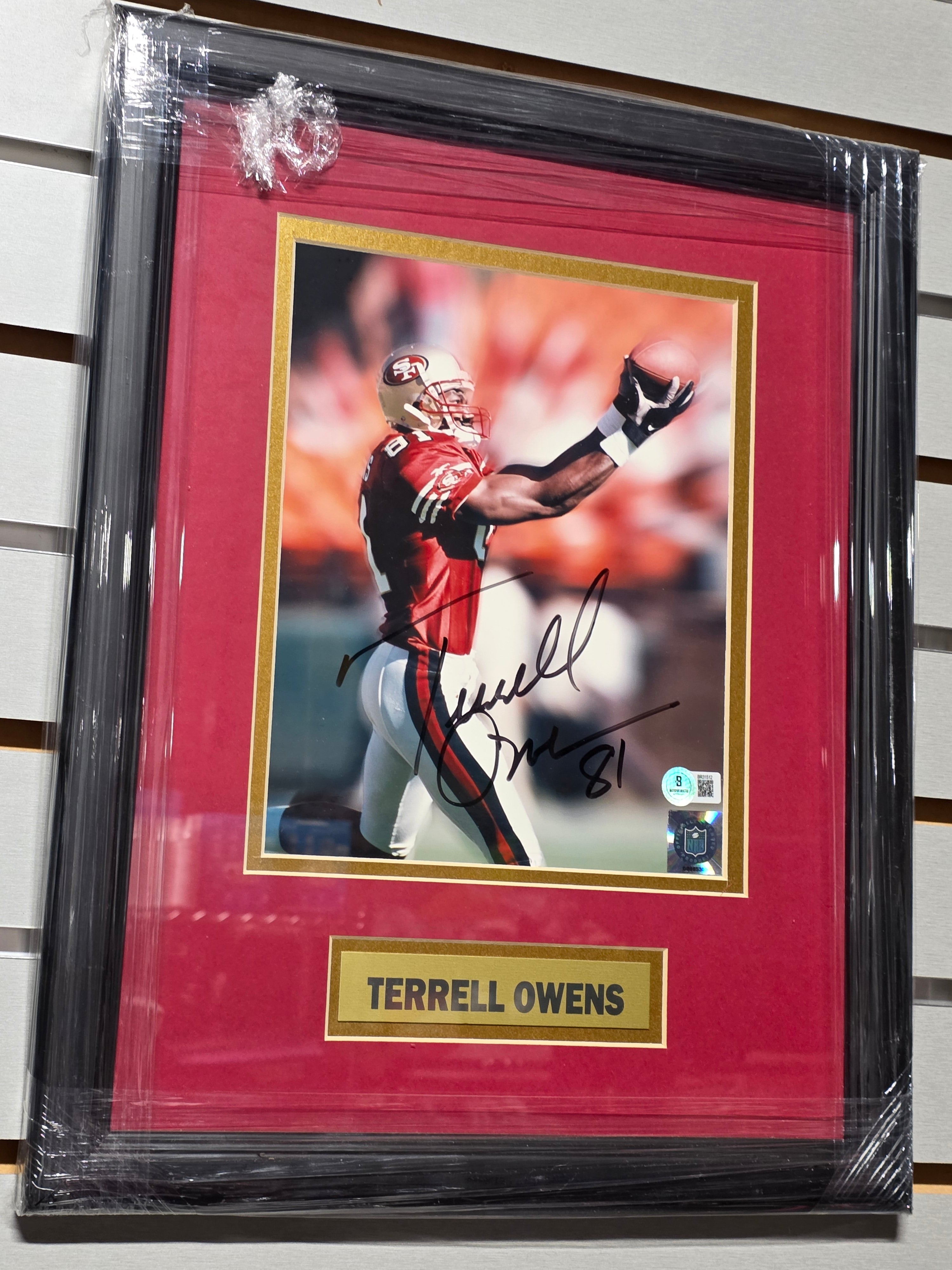 Signed Autograph Terrell Owens San Francisco 49ers Framed Football Photo Display