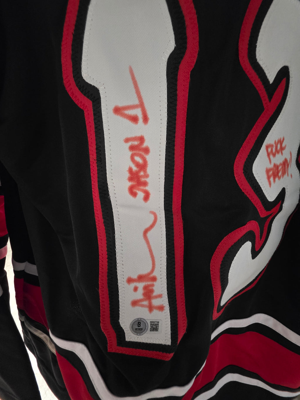 Ari Lehman Signed Autograph Jason Voorhees 13 Black Hockey Jersey Beckett Witnessed