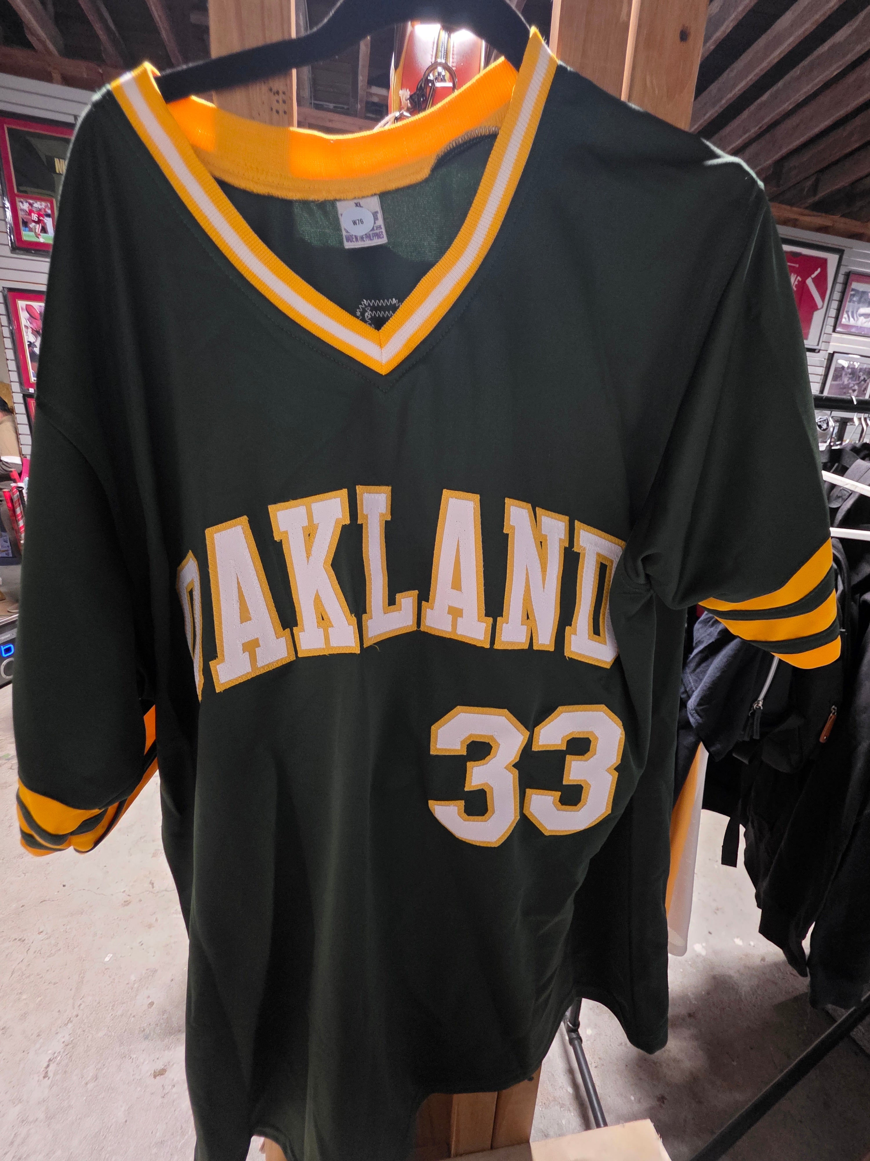 Autograph Jose Canseco Oakland Athletics Jersey Beckett Witnessed Collectible