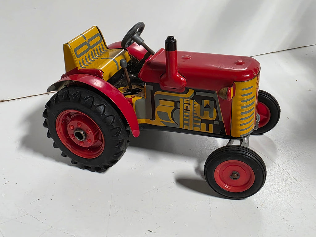 Vintage Kovap Tin Tractor Toy Metal Farm Vehicle Collectible Display Model Art