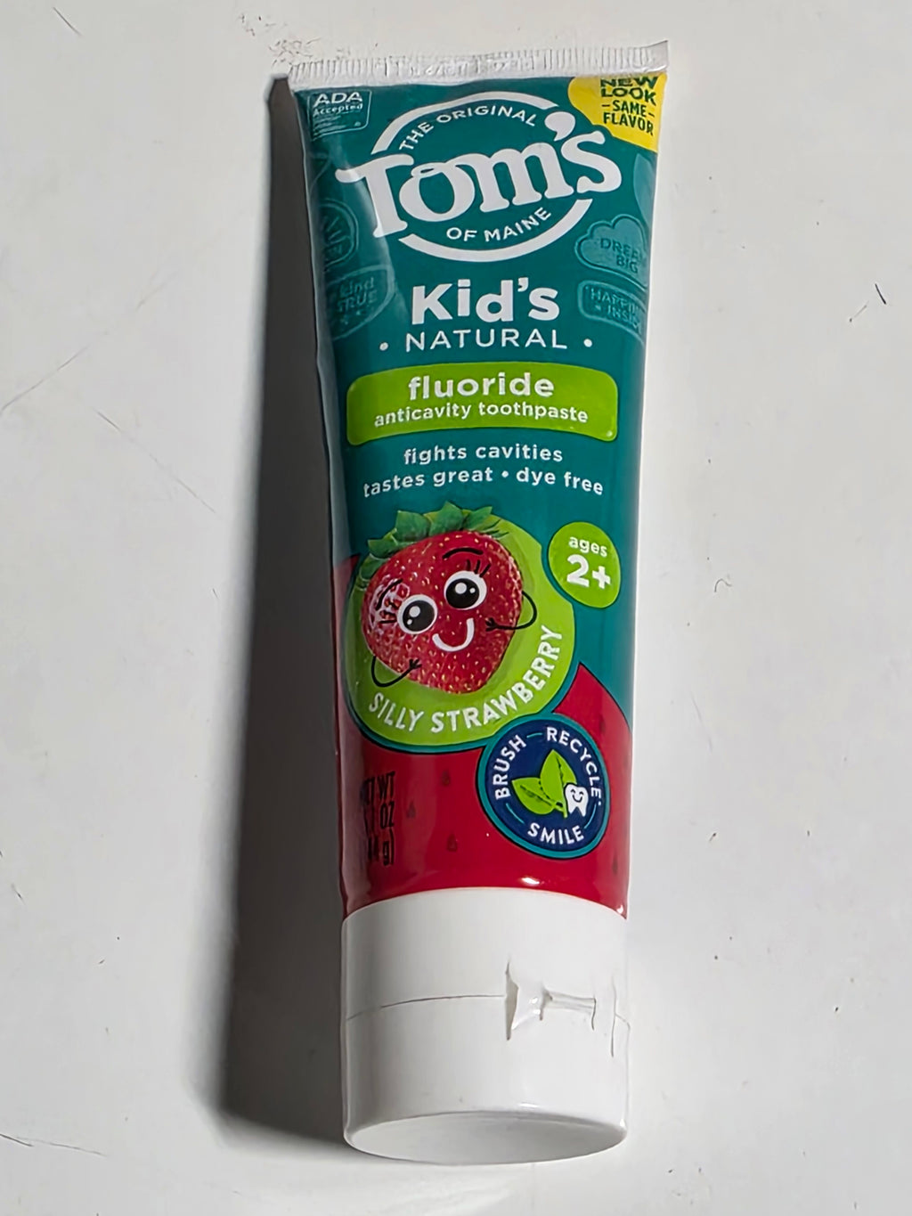 Toms of Maine Kids Natural Fluoride Toothpaste Silly Strawberry 4.2oz Tube Care