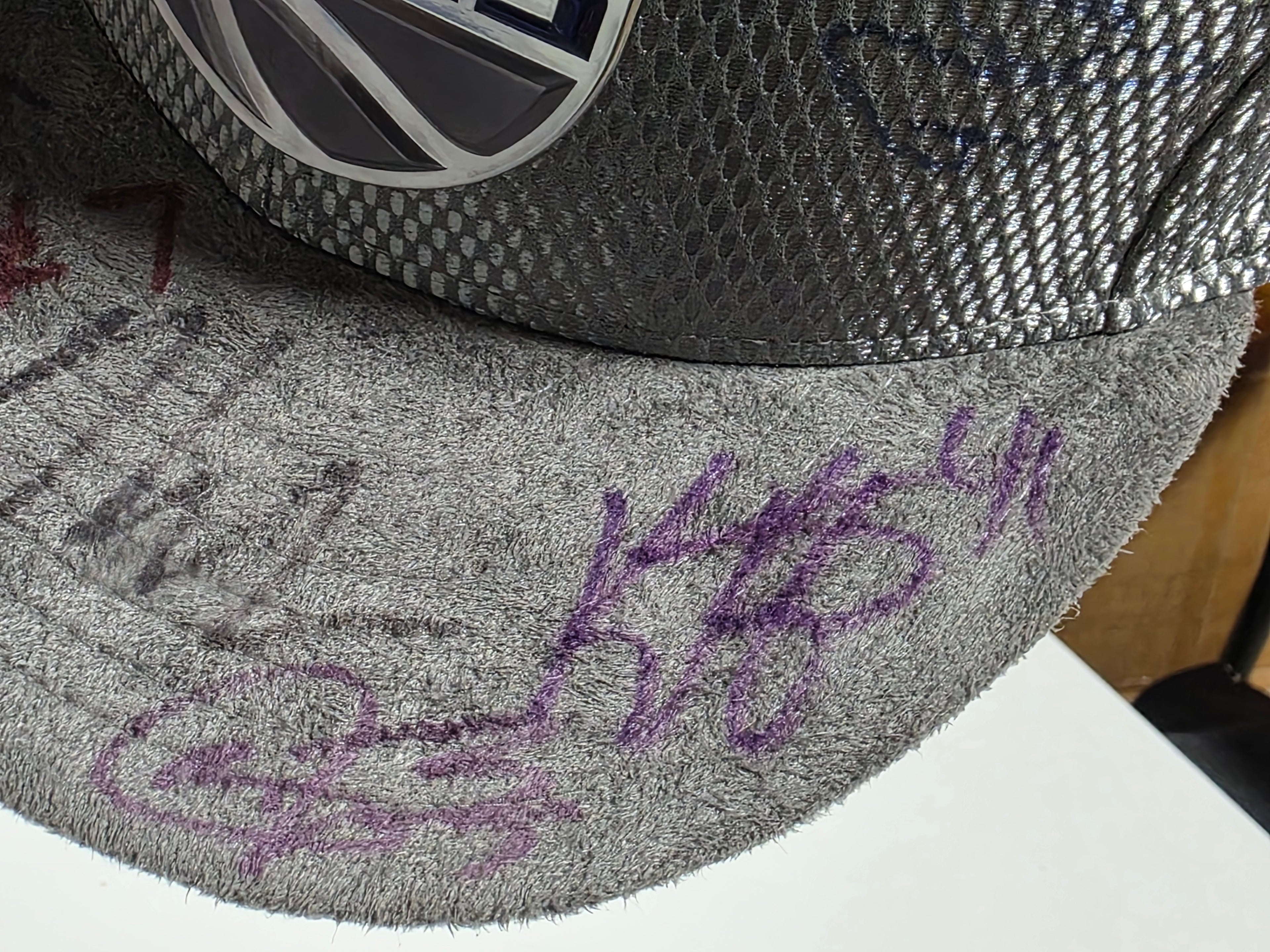 New Era Sacramento Kings Signed Autograph Team Hat Multi Player NBA Collectible