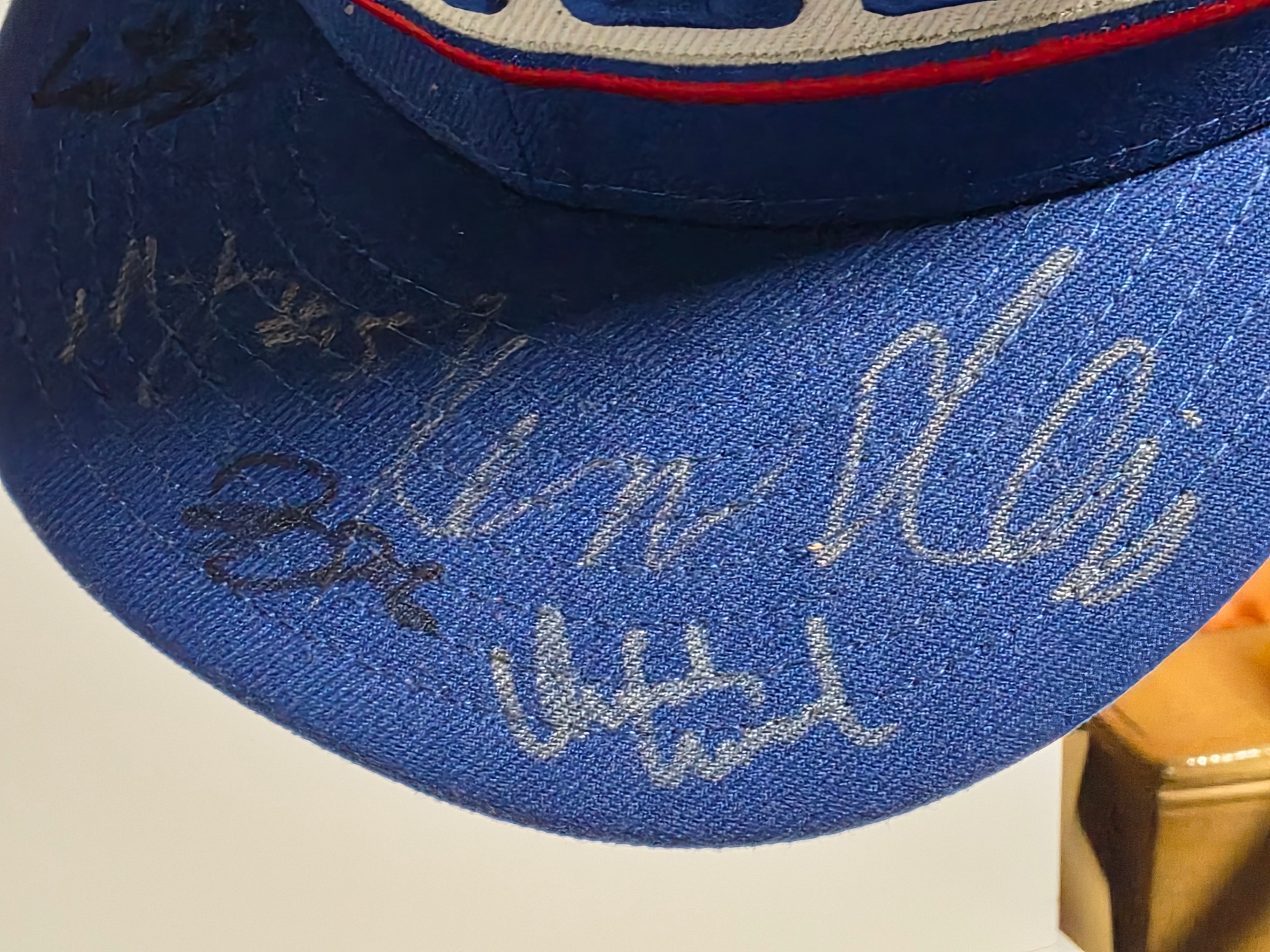 Sacramento Kings Signed Autograph Multi Player NBA Snapback Hat Collectible