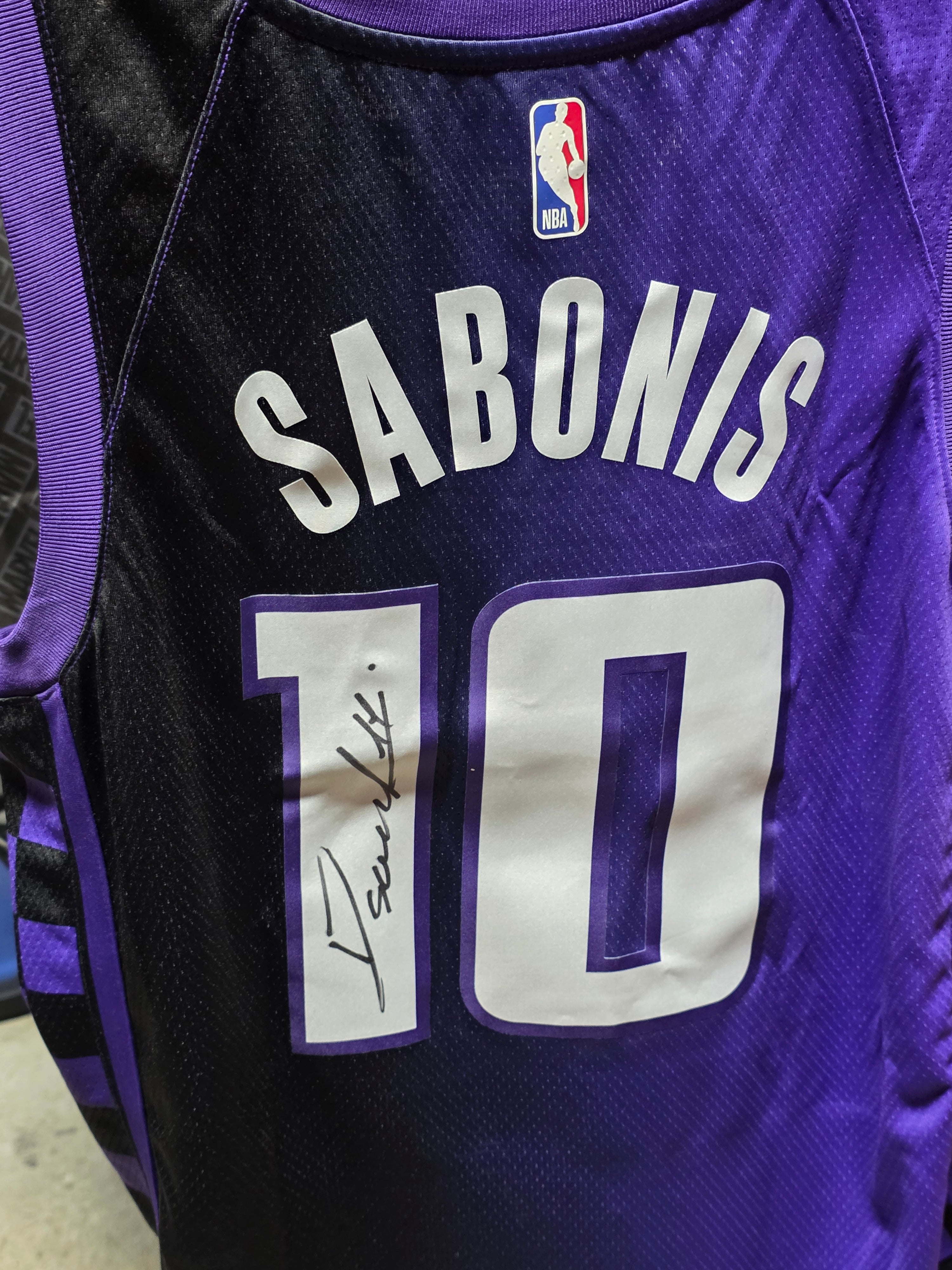 Nike Sacramento Kings Jersey Autographed DeMar DeRozan Domantas Sabonis Signed