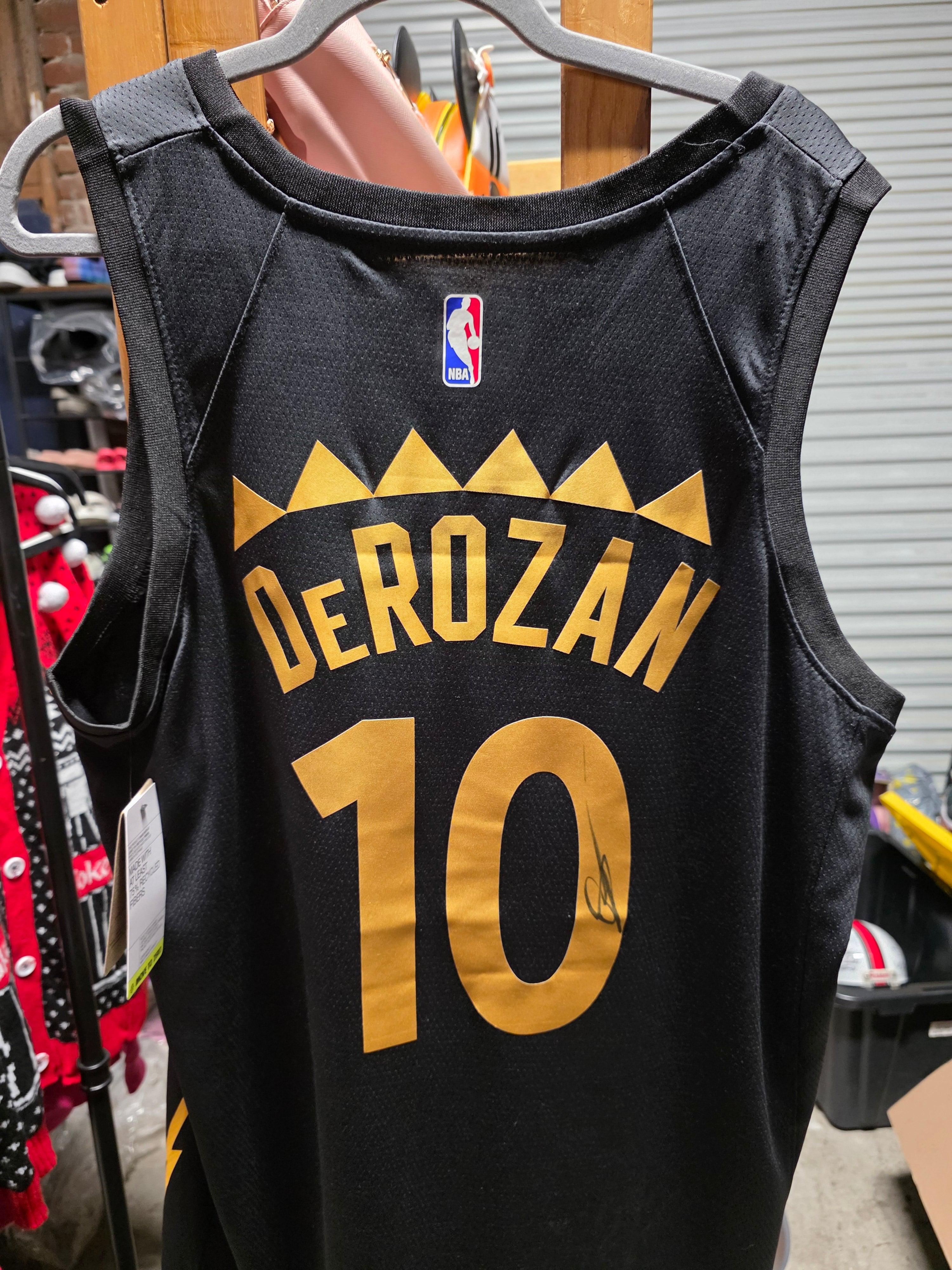 DeMar DeRozan Signed Toronto Raptors Nike Basketball Jersey Autograph Authentic
