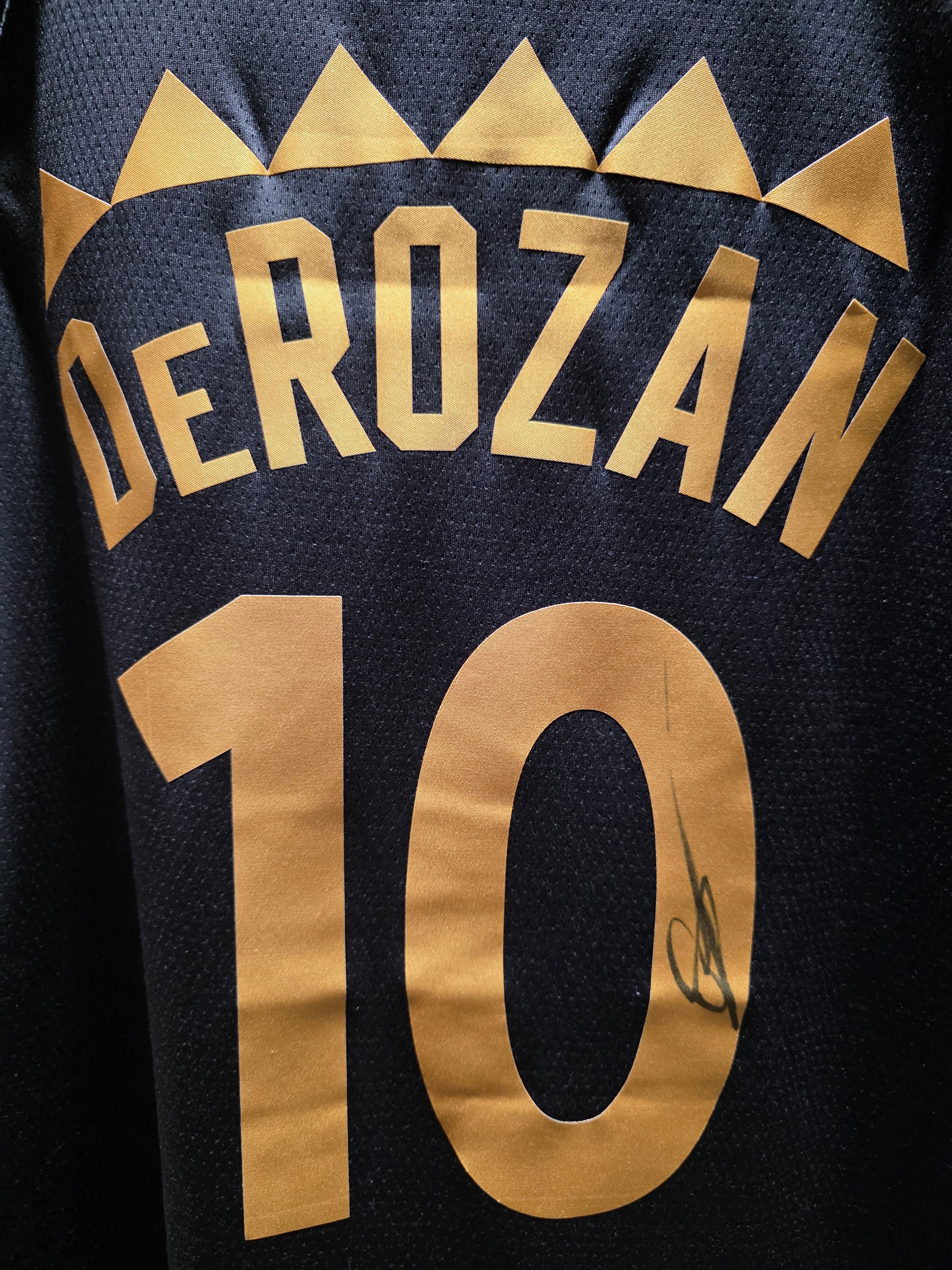 DeMar DeRozan Signed Toronto Raptors Nike Basketball Jersey Autograph Authentic