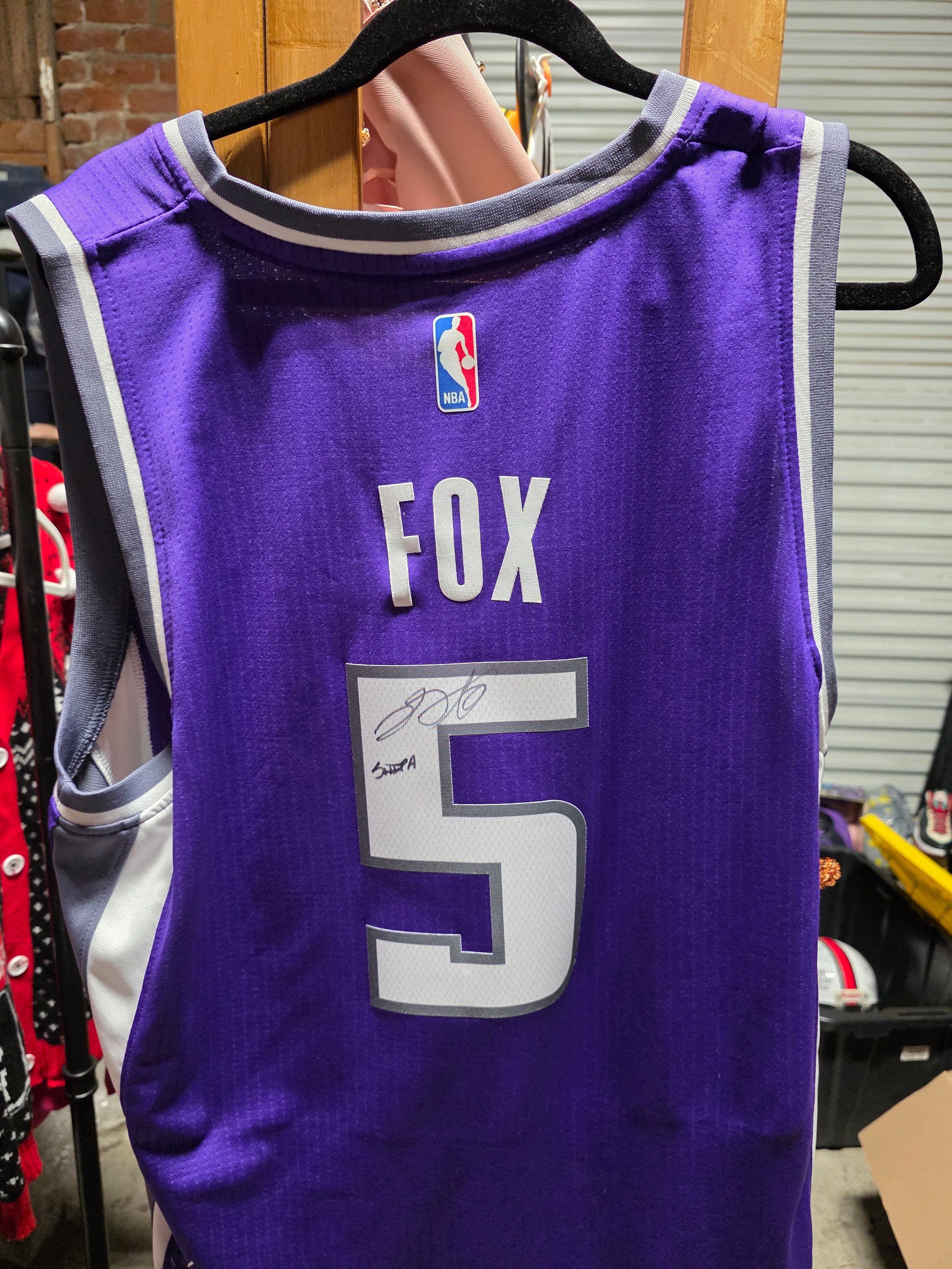 Adidas NBA De'Aaron Fox Basketball Jersey Signed Sacramento Kings Autograph