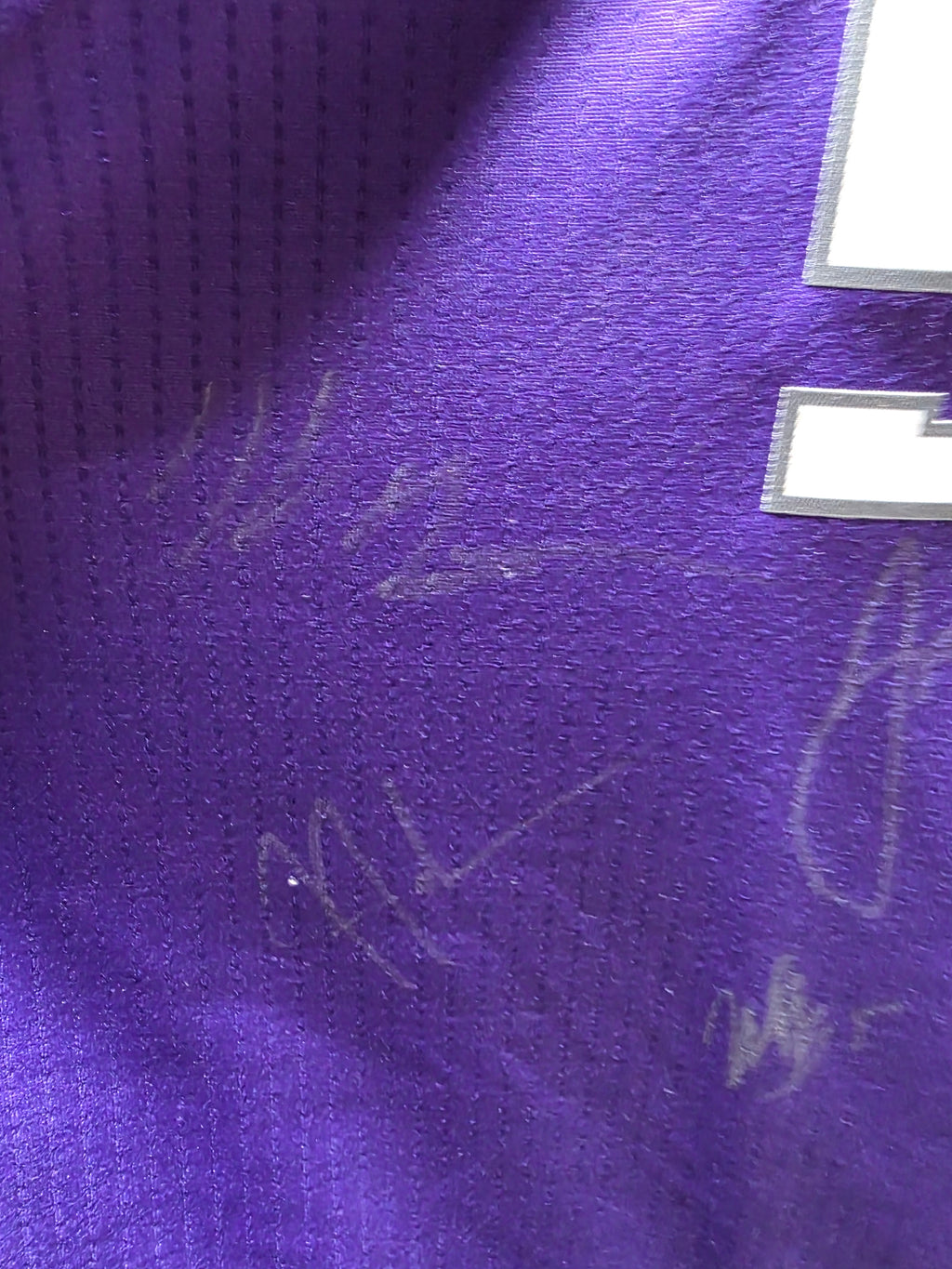 Adidas NBA De'Aaron Fox Basketball Jersey Signed Sacramento Kings Autograph