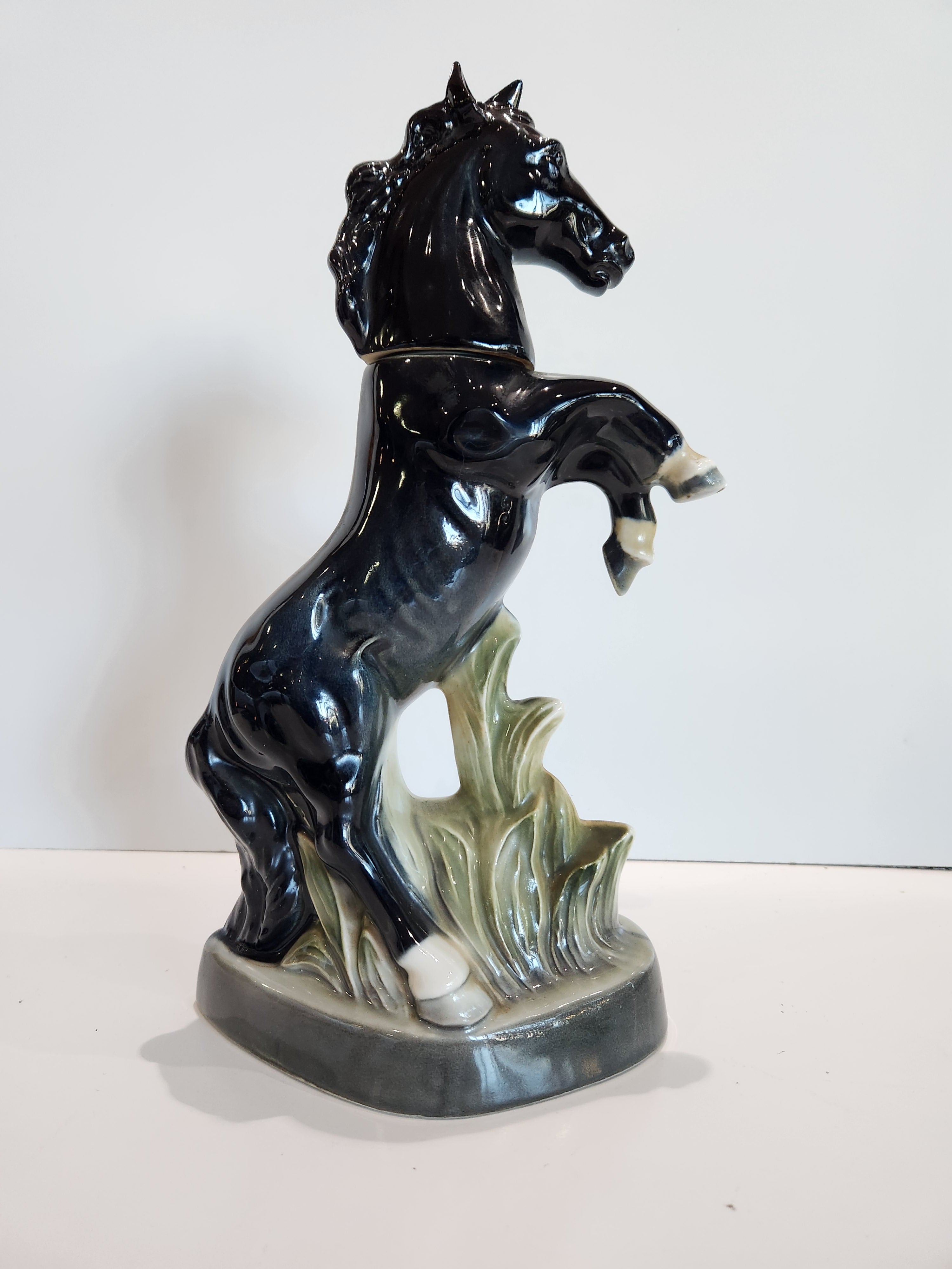 Title 1967 Jim Beam Black Trophy Rearing Horse Decanter Empty Vintage Whiskey Bottle