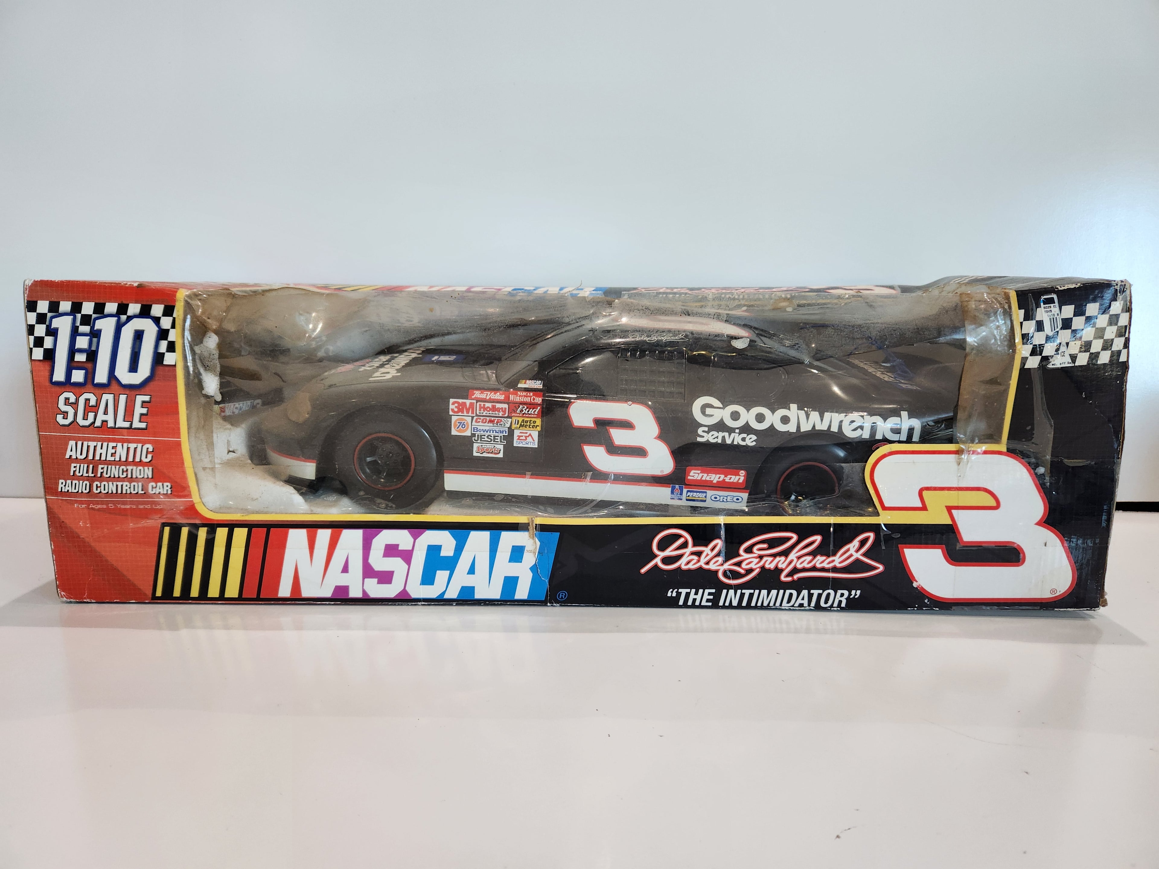 Dale Earnhardt #3 Goodwrench 1:10 Scale NASCAR RC Car w/ Box