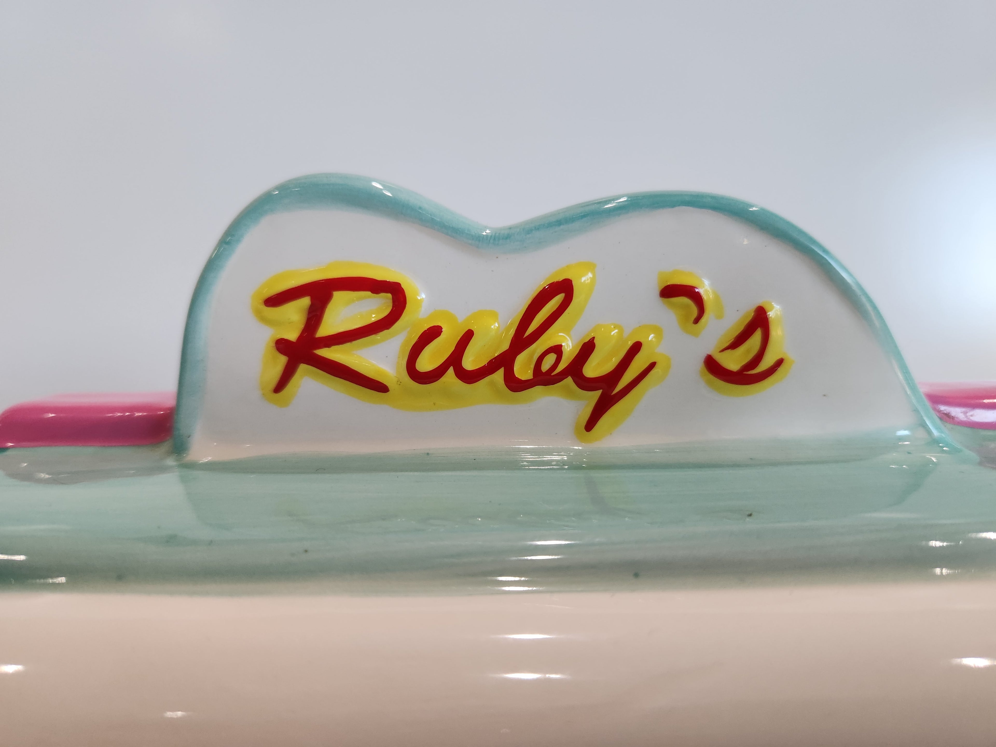 Vintage WMG Ruby’s Diner Restaurant Building Ceramic Cookie Jar w/ Lid