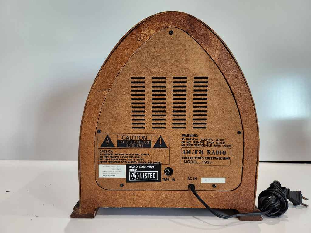 Vintage Style Cathedral AM FM Radio Model 1933 Wooden Case Collectors Edition