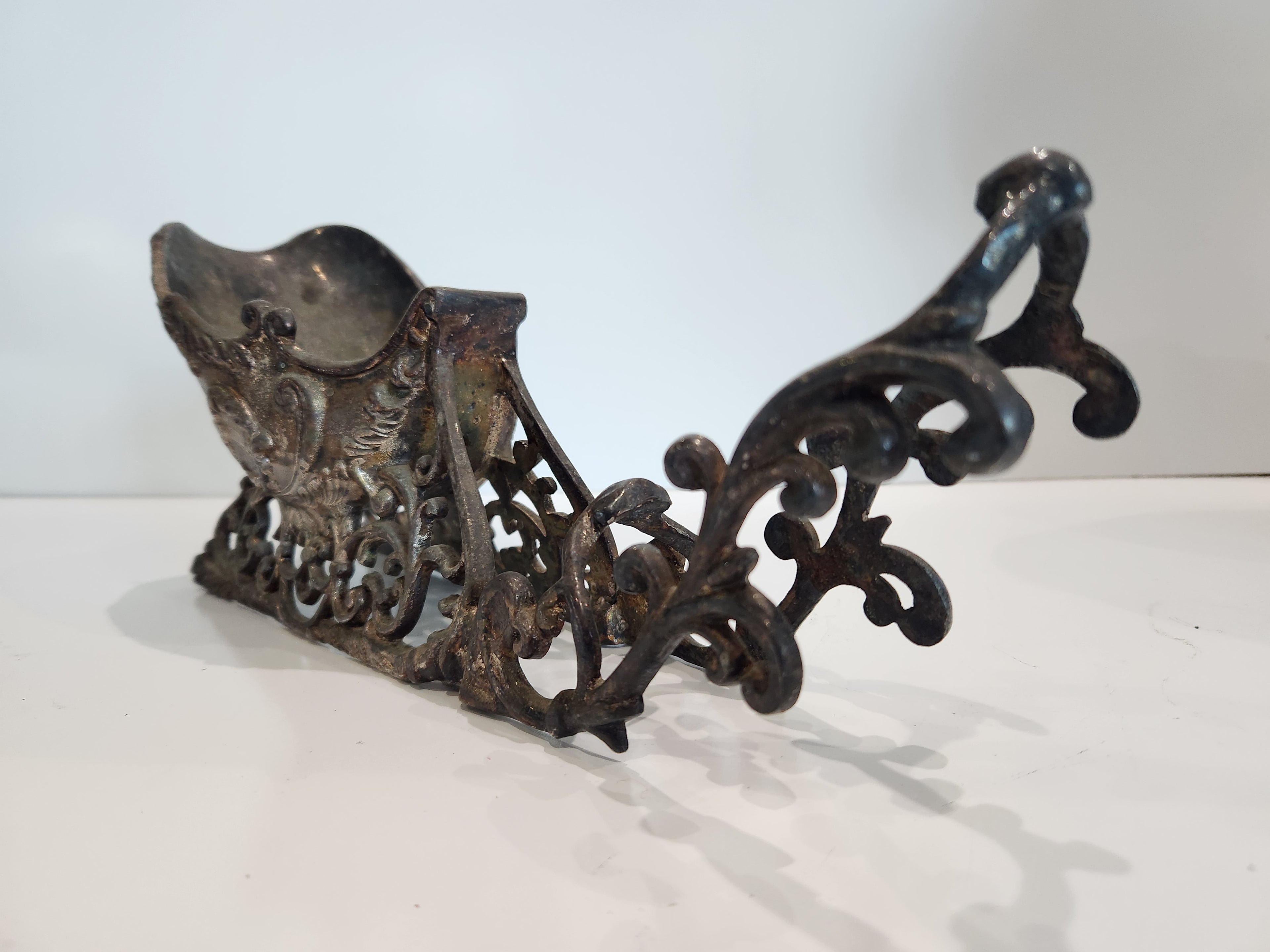 Vintage Ornate Cast Iron Sleigh Decorative Display Planter Holder Scrollwork