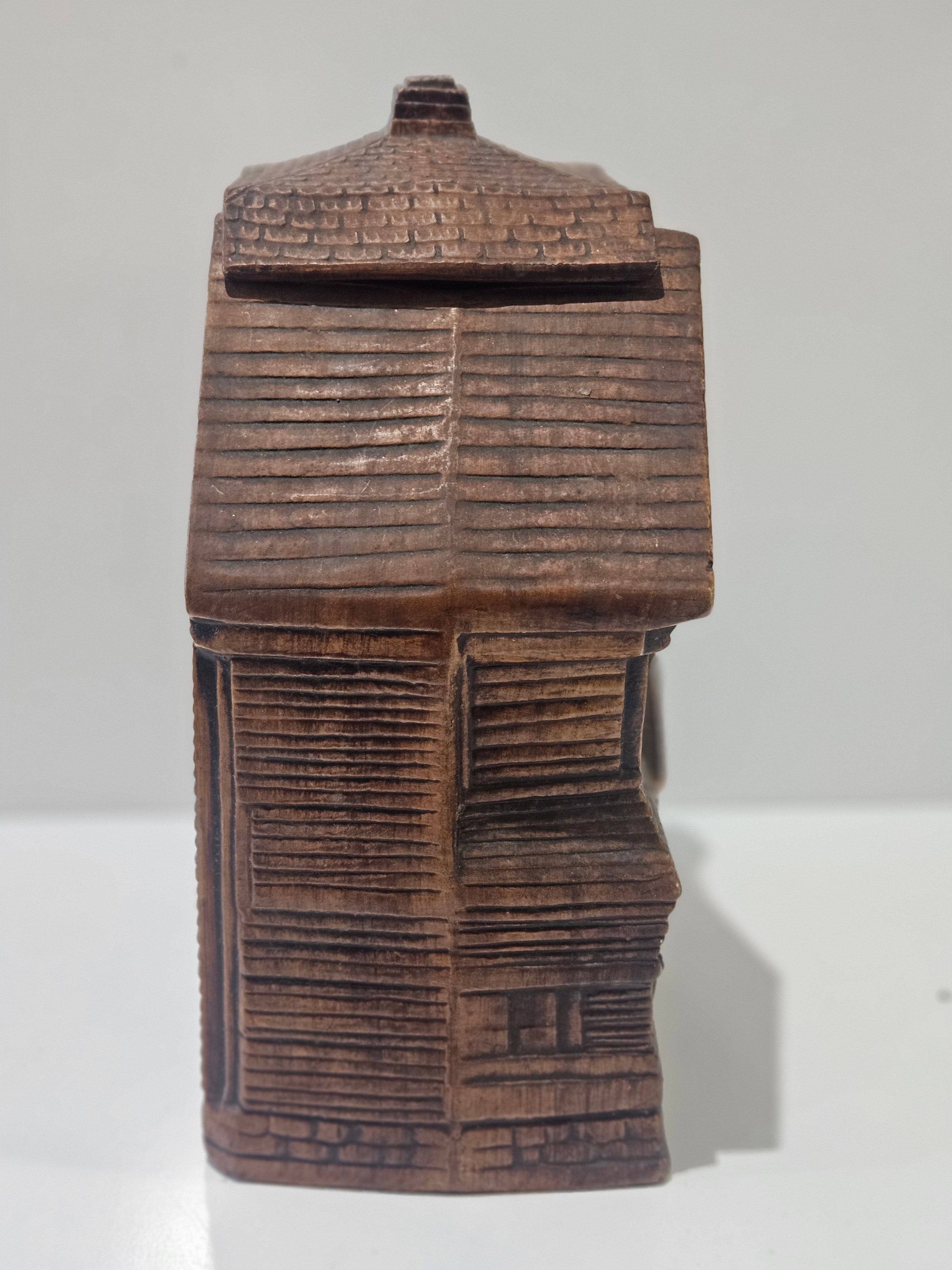 Handmade Vintage Treasure Craft Victorian House Cookie jar or Base. Original Sticker. 1970’s.