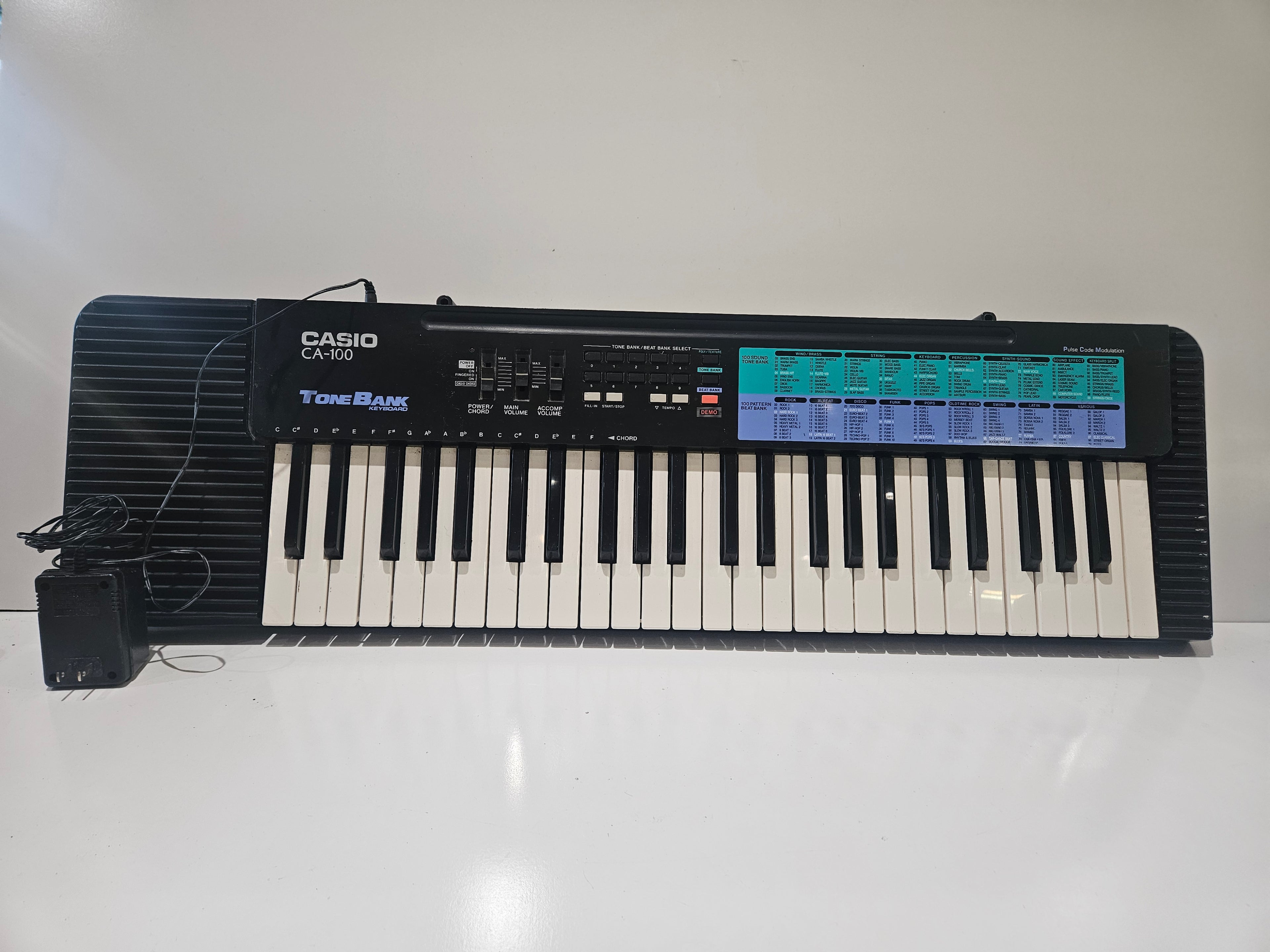 Vintage Casio CA-100 Tone Bank Keyboard Electronic Synthesizer W Power Adapter