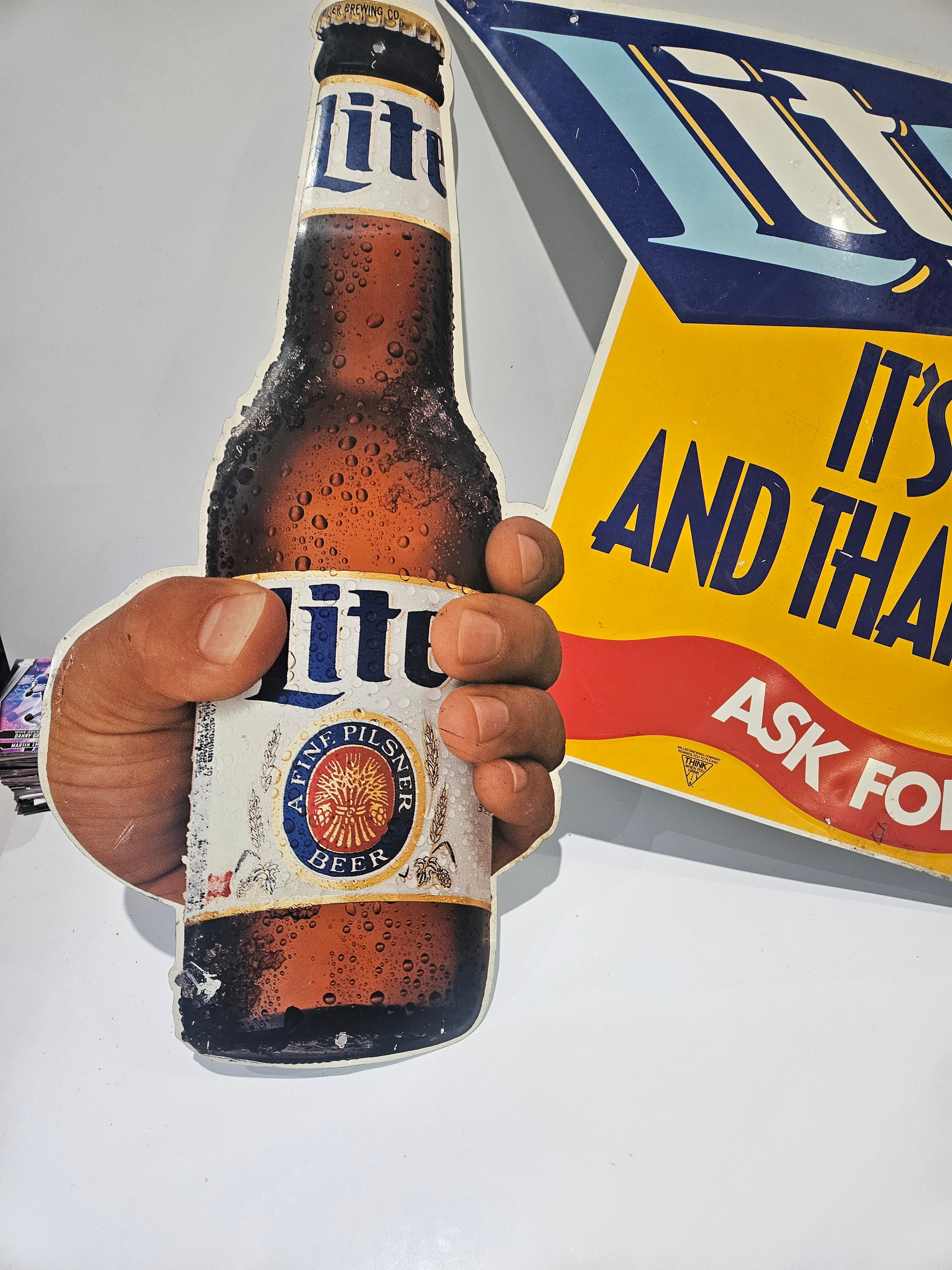 Vintage Miller Lite Beer Tin Advertising Sign It’s It And That’s That Bar Decor