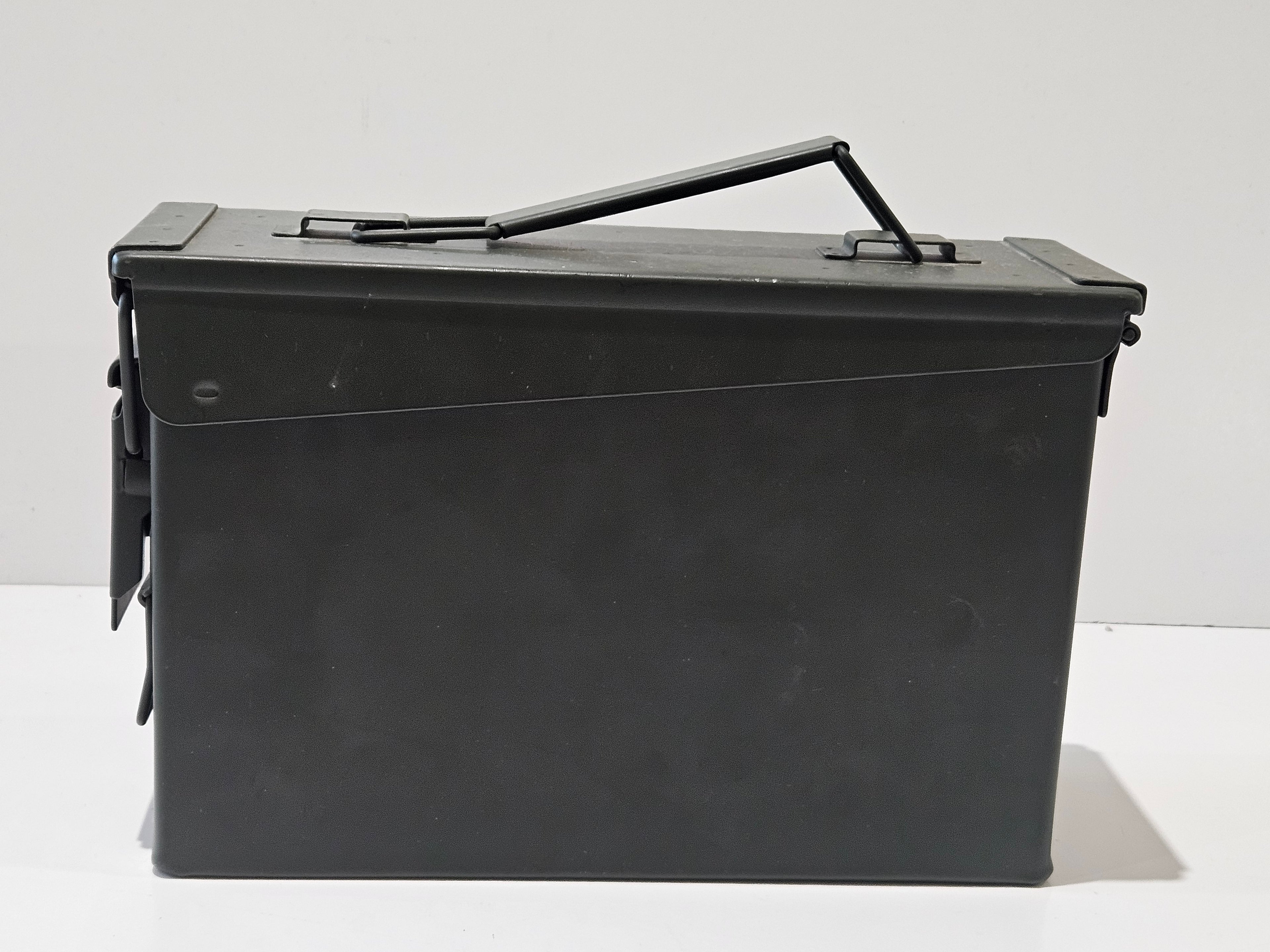 Vintage M19A1 Military Style Metal Ammo Can Storage Box Black Steel Container