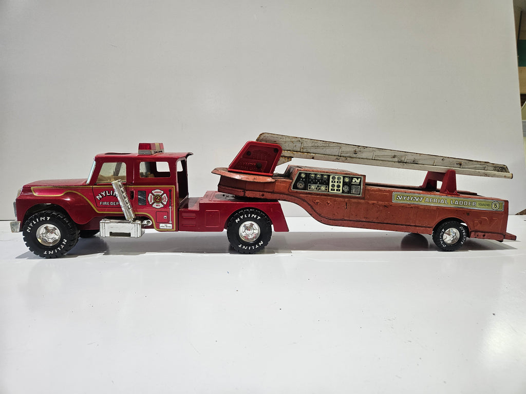 Vintage Nylint Fire Department Aerial Ladder Truck Pressed Steel Toy Semi Rig