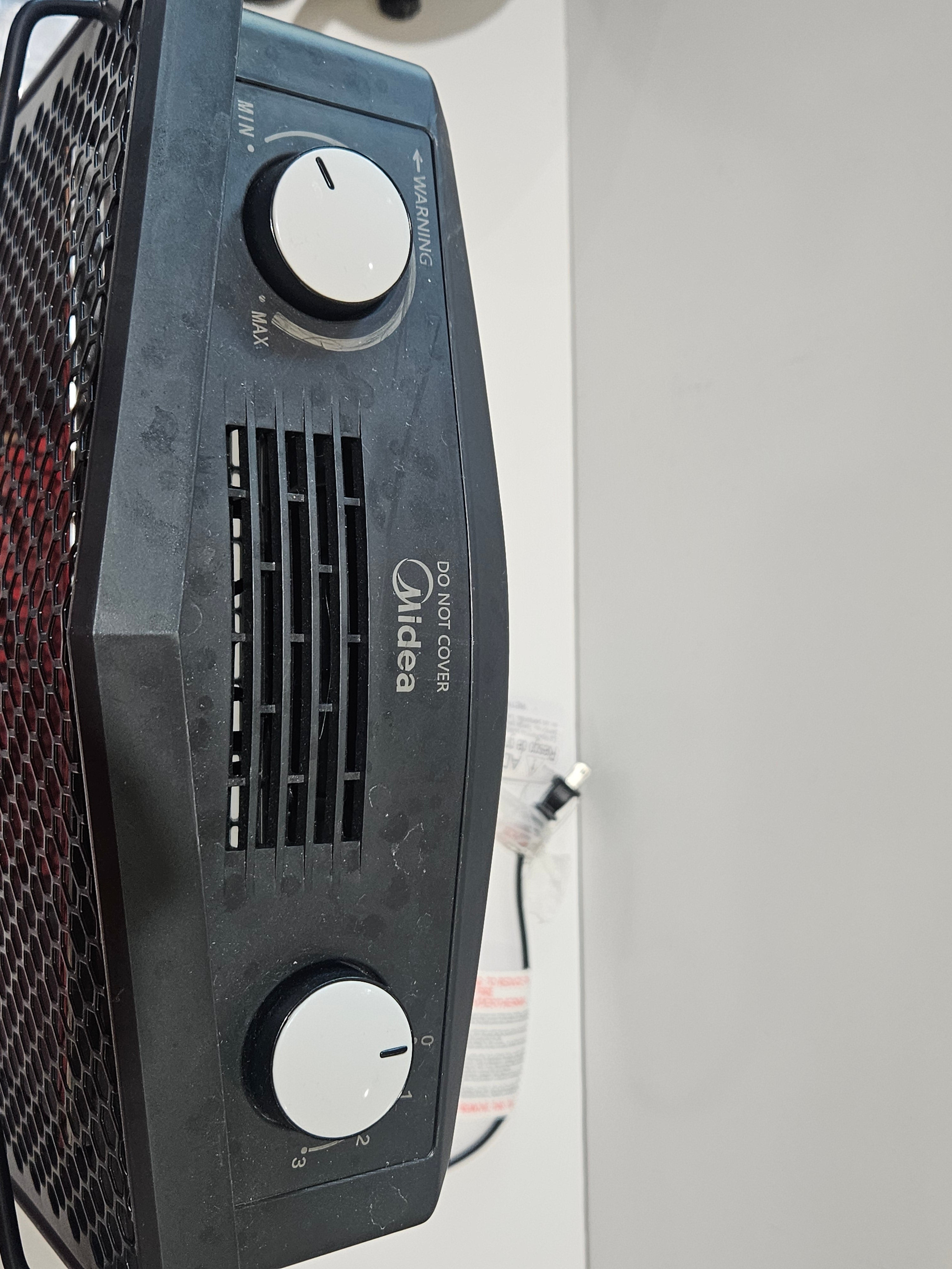 Midea Infrared Quartz Space Heater Portable Indoor Electric Heater Black