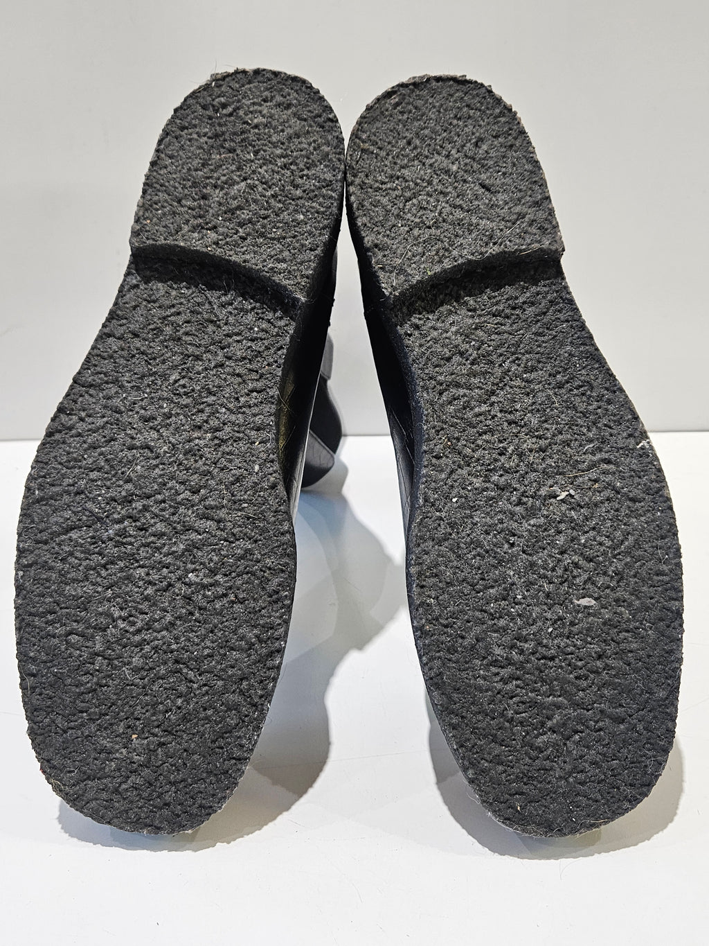 Black Croc Embossed Leather Chelsea Boots Size 42 Crepe Sole Fashion Footwear