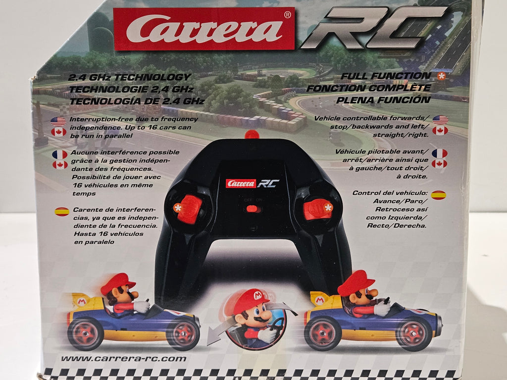 Carrera RC Luigi Mario Kart 1:18 2.4GHz Remote Control Racer Nintendo Vehicle