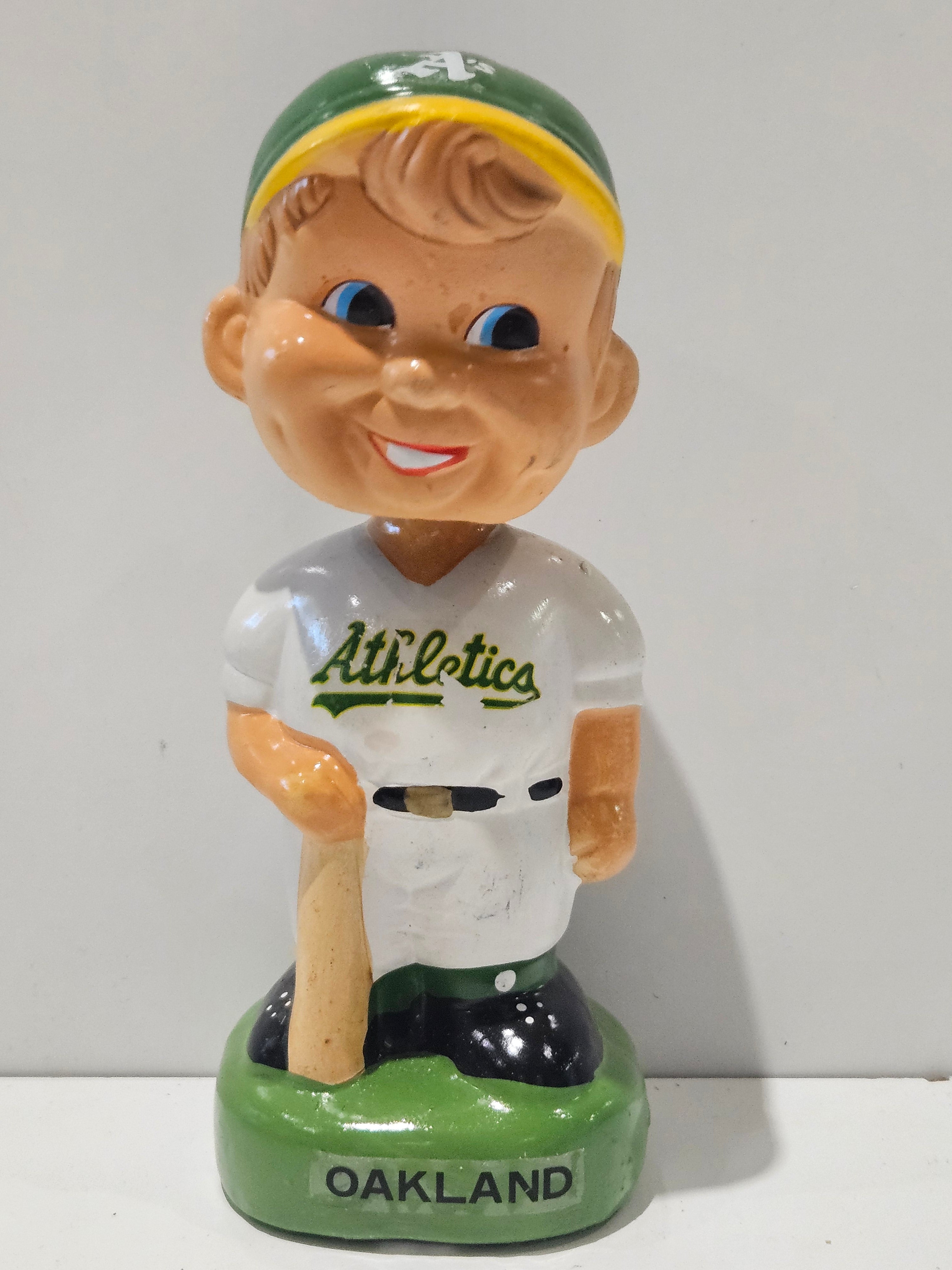 Vintage Oakland Athletics Baseball Player Bobblehead Nodder Figure Green Base