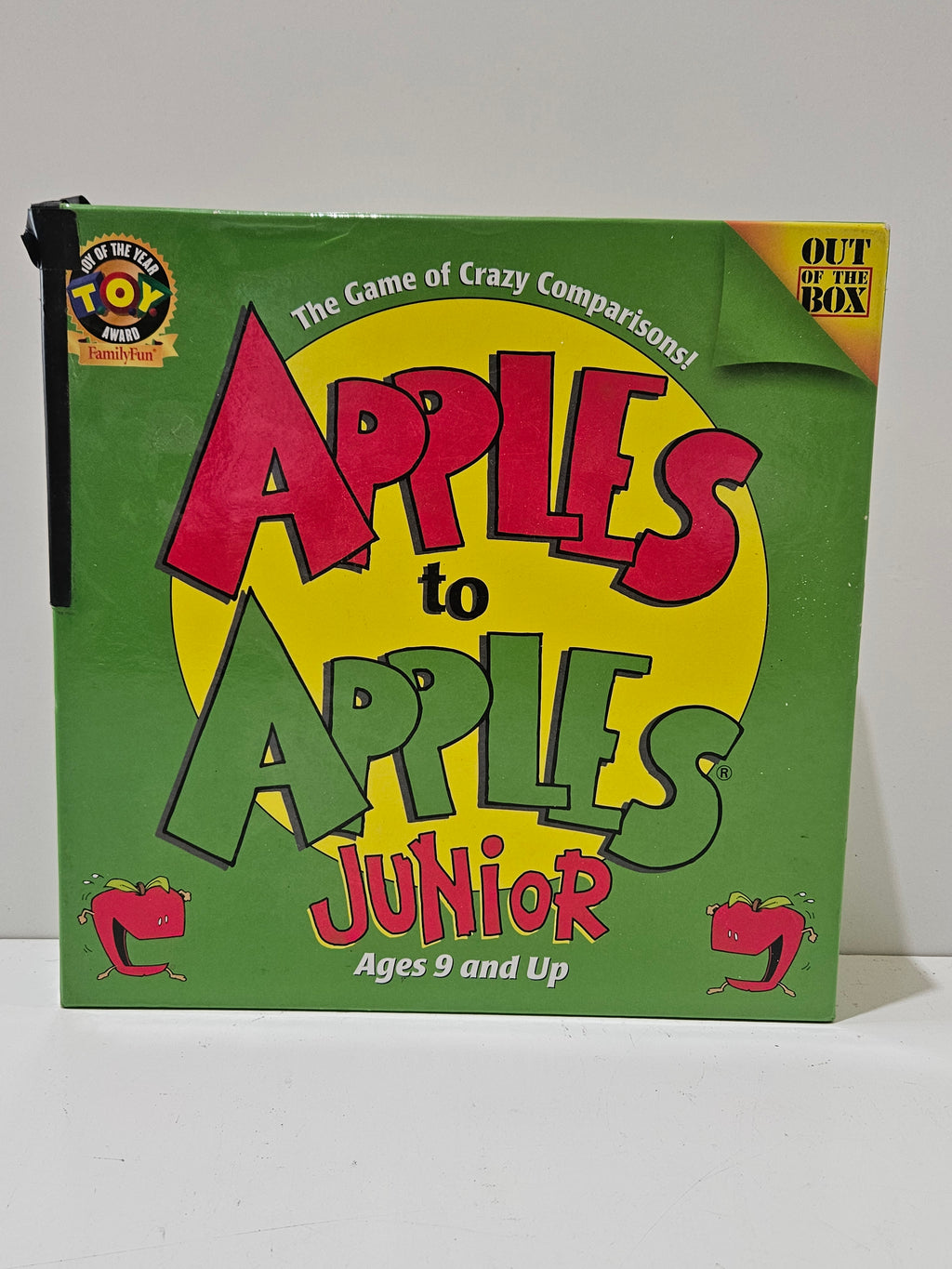 Apples To Apples Junior Family Party Board Game Ages 9+ Out Of The Box 2007